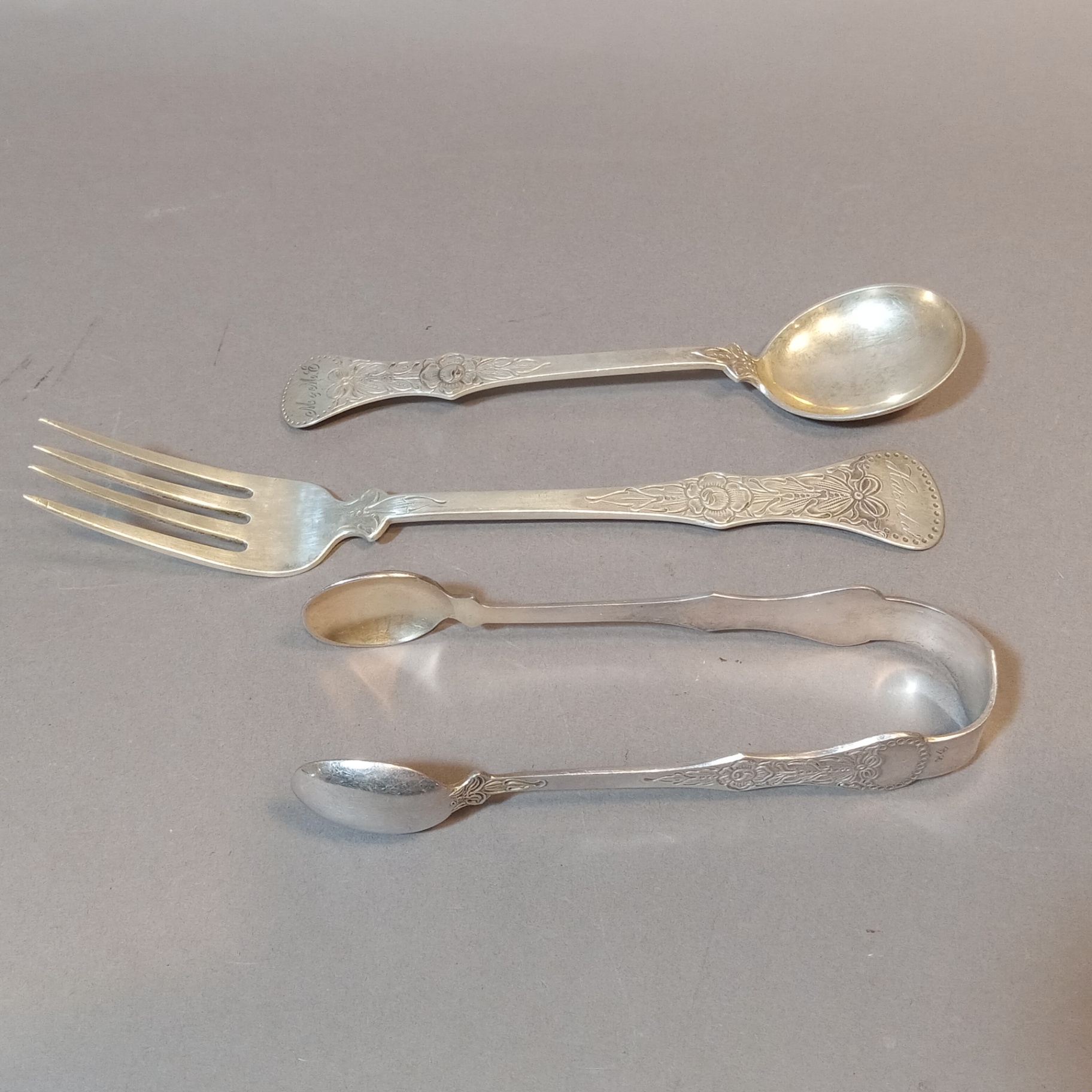 Scandinavian Cabbage Rose & Bow Flatware - image 2 of 18
