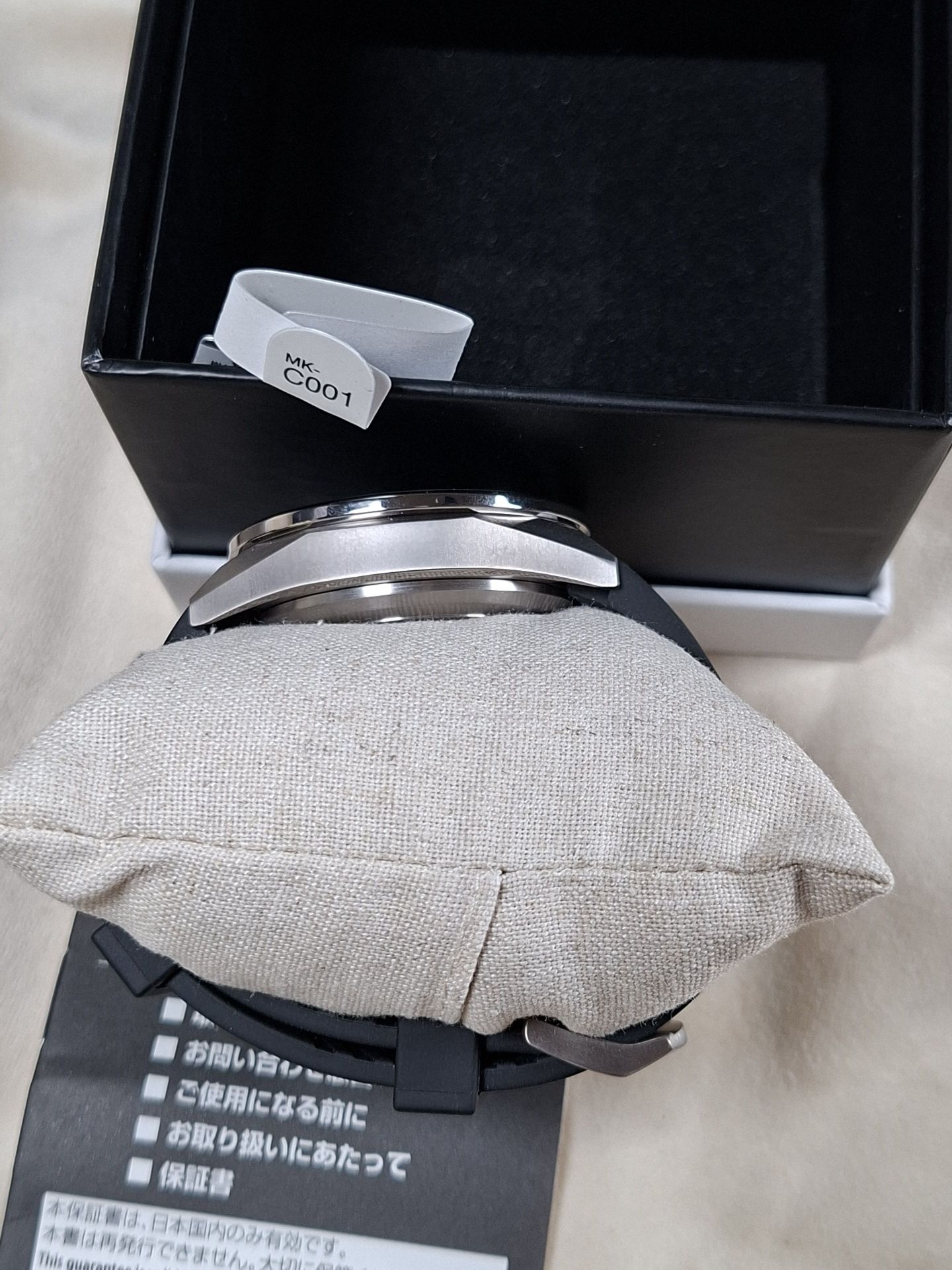 Citizen Eco-Drive Satellite Wave Attesa Wristwatch CC4050-18L - image 4 of 6