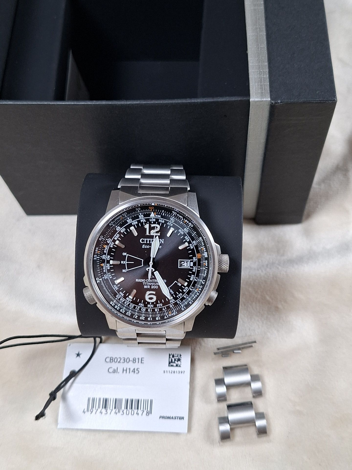 Citizen Eco-Drive Radio Controlled Titanium Wristwatch with Box - image 4 of 9