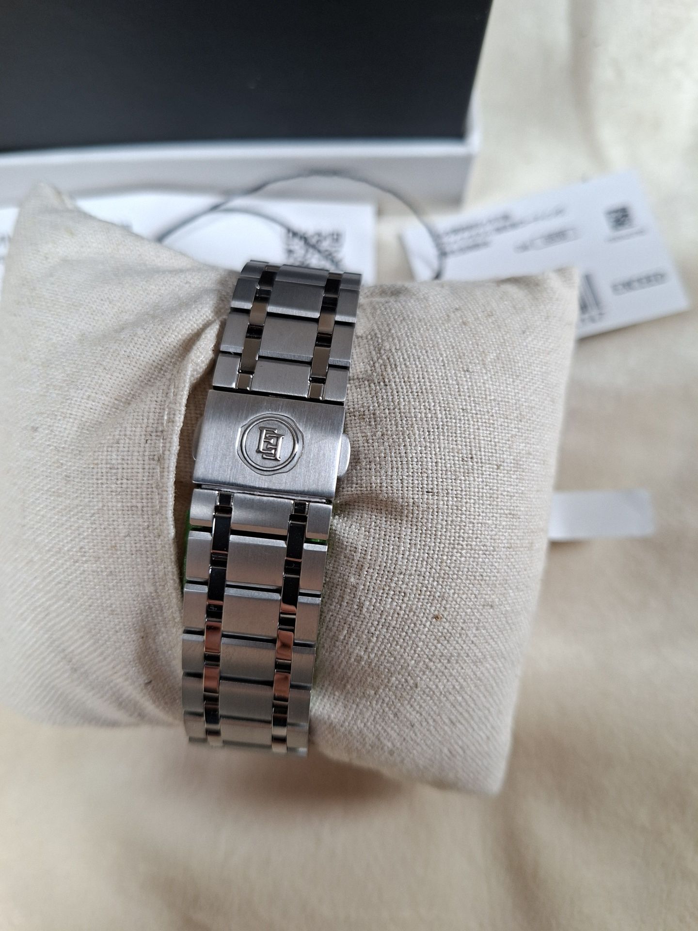 Citizen AR4000-63e Exceed Stainless Steel Wristwatch with Box and Papers - image 4 of 8