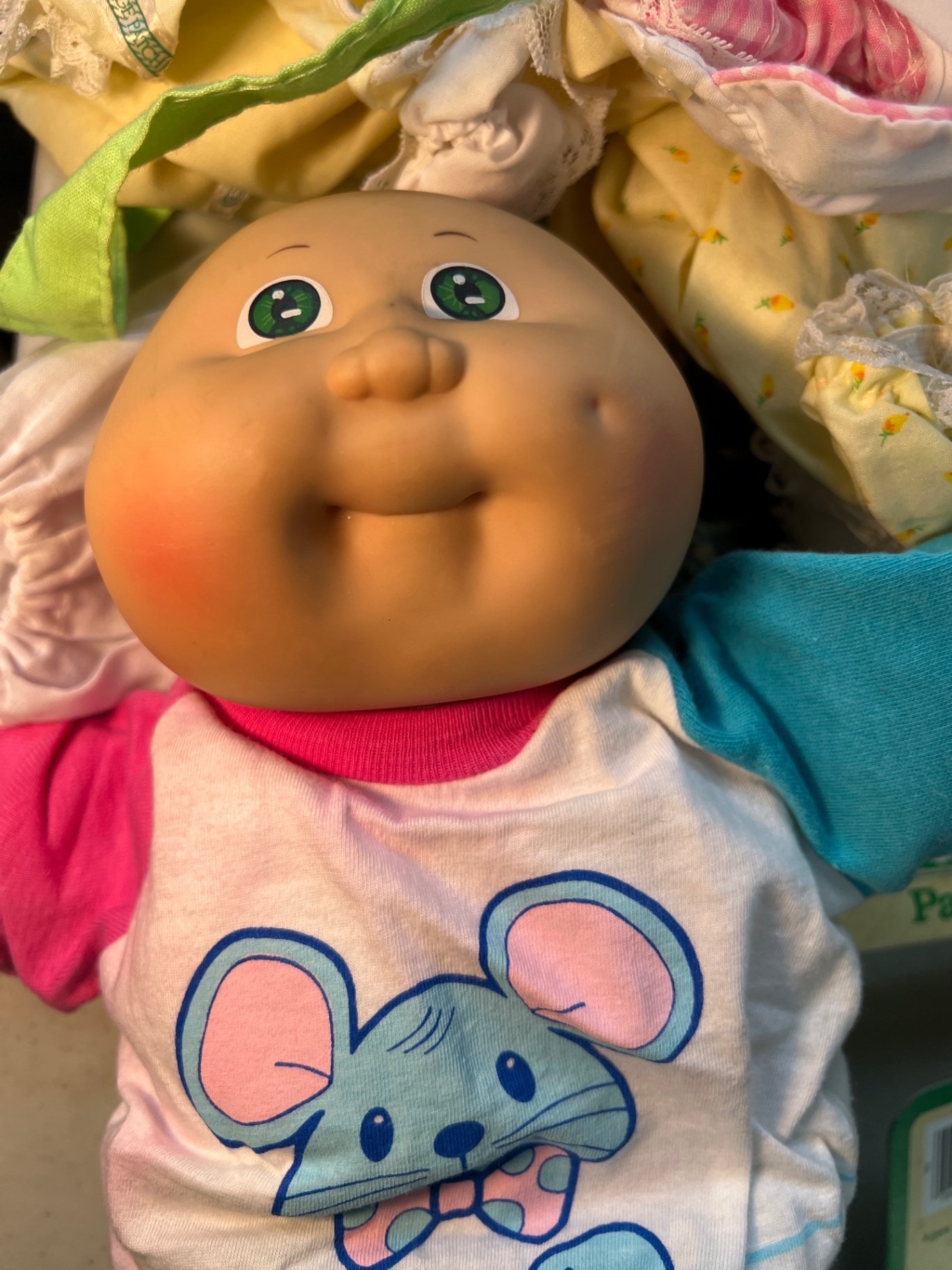 Cabbage Patch Kids dolls, outfits, and accessories with stickers - image 2 of 12