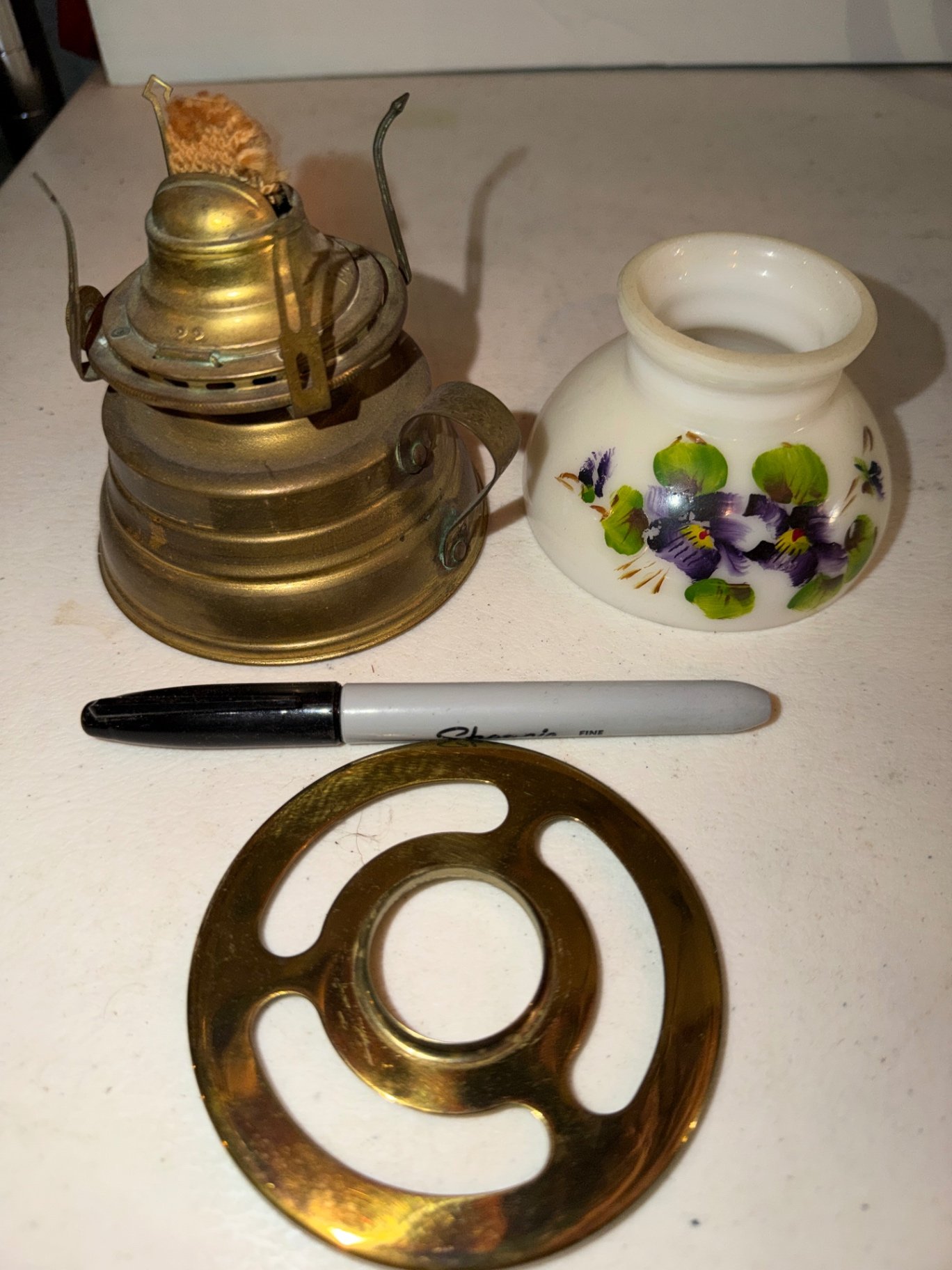 Antique oil lamps and decorative glassware  - image 3 of 13