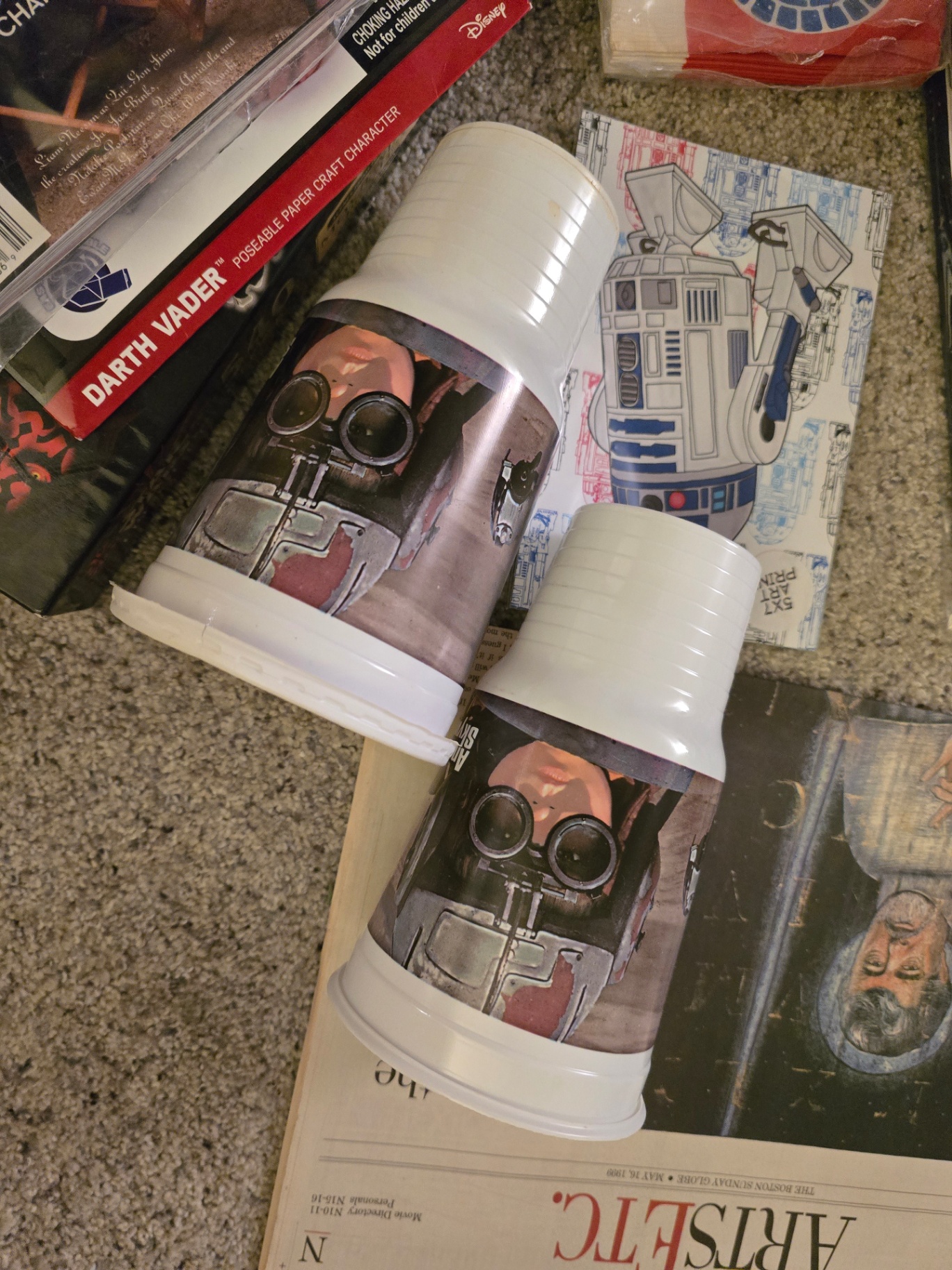 Star Wars magazines and paper craft collection - image 7 of 27