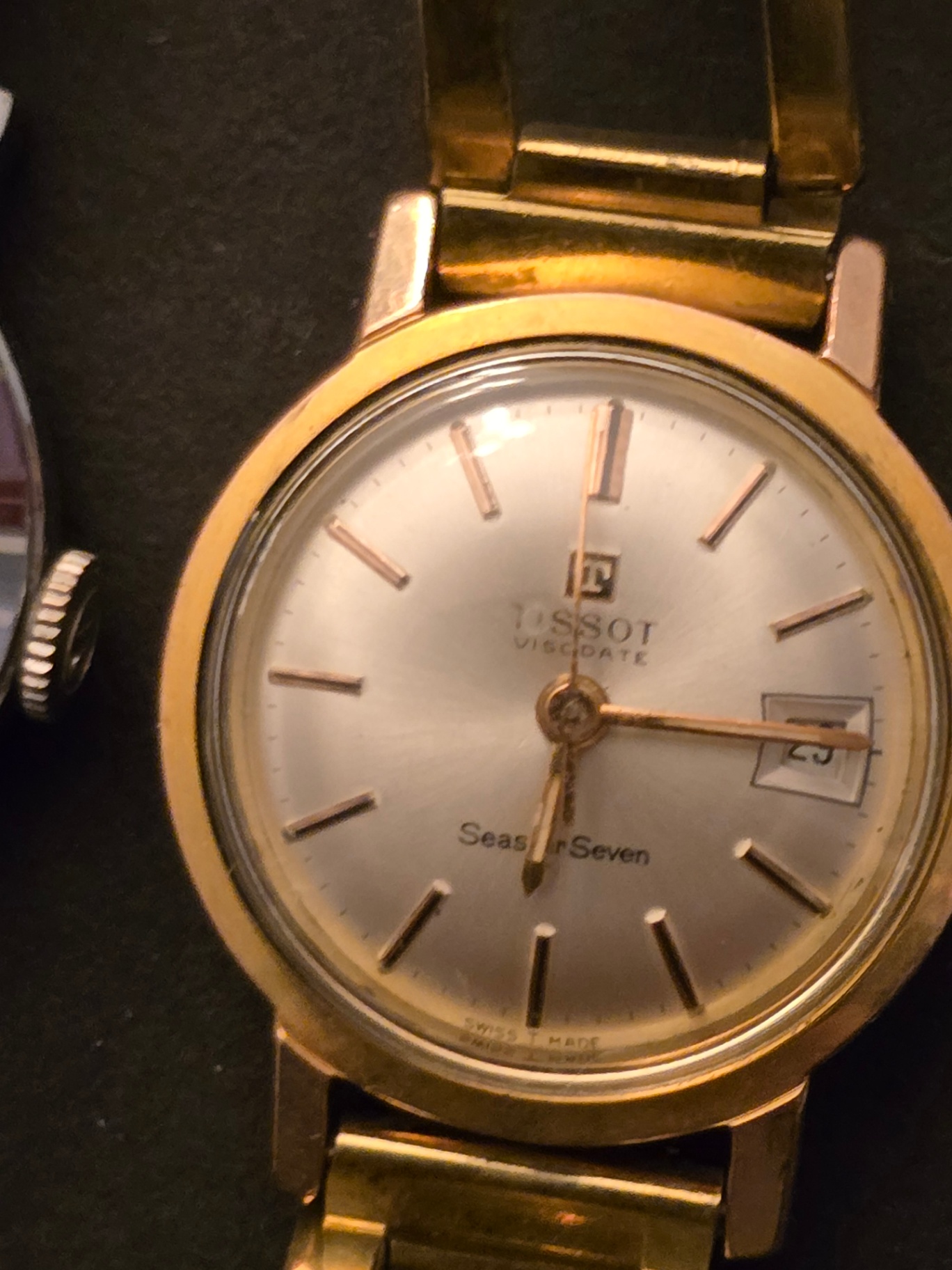 Assorted gold and gold-tone vintage watches and bracelets - image 3 of 15