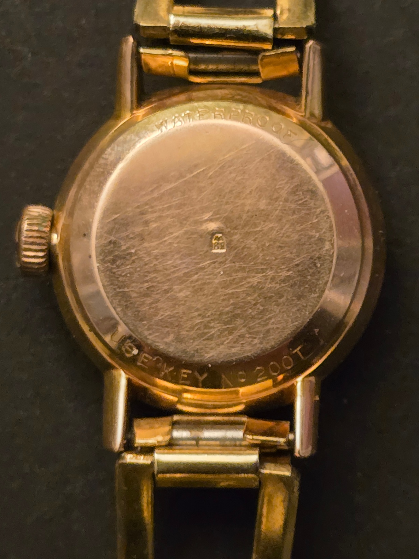 Assorted gold and gold-tone vintage watches and bracelets - image 4 of 15
