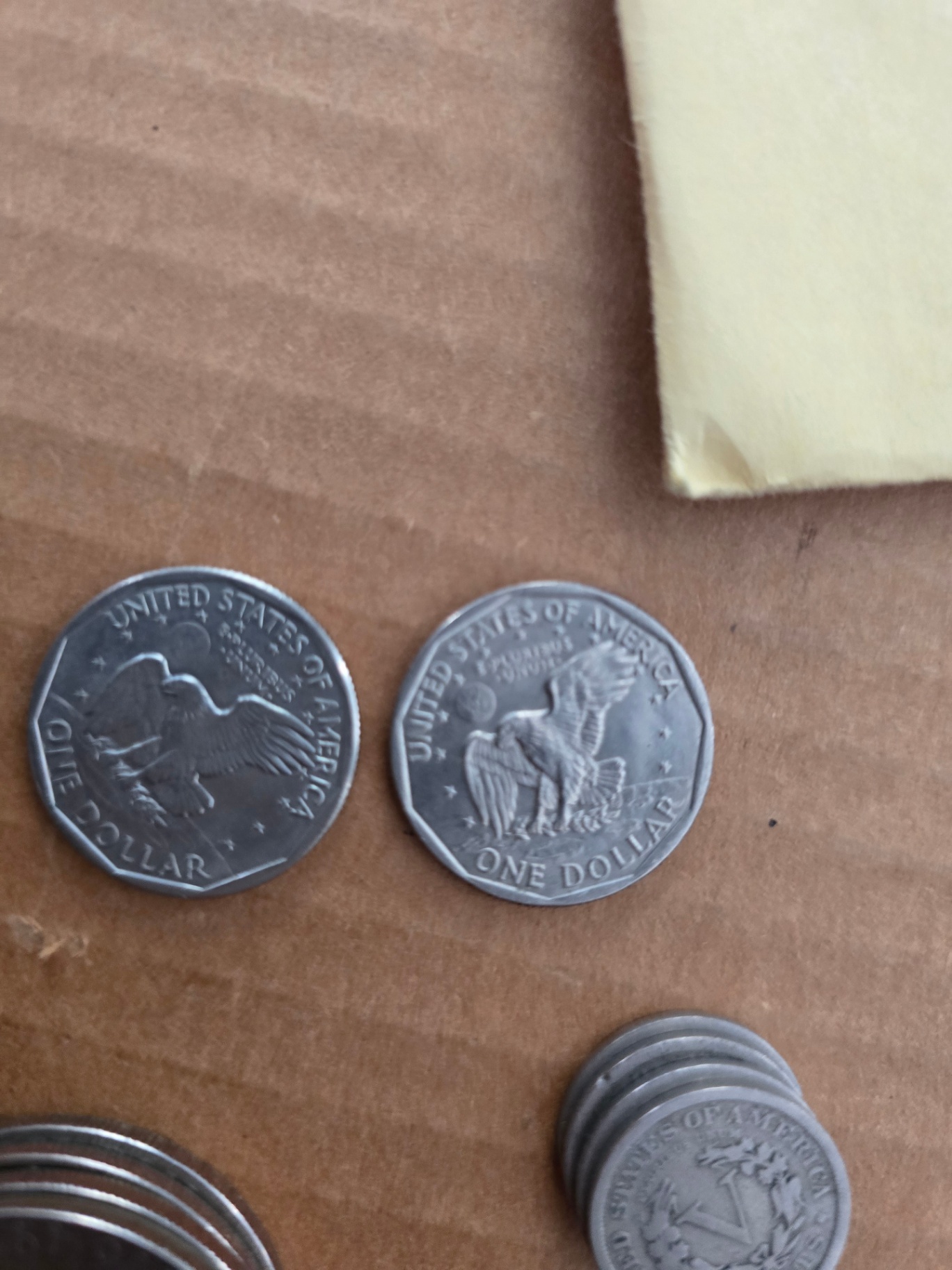 Mixed U.S. Circulated Coin Lot (About 60–80 Coins) plus a locking storage box - image 5 of 23