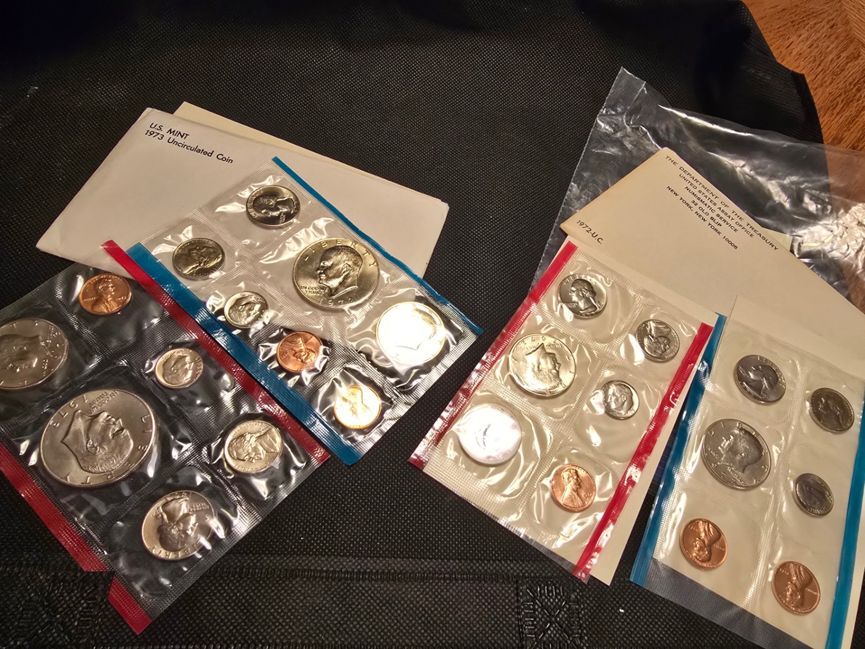 1973 and 1972 U.S. Mint Uncirculated Coin Sets - image 1 of 6