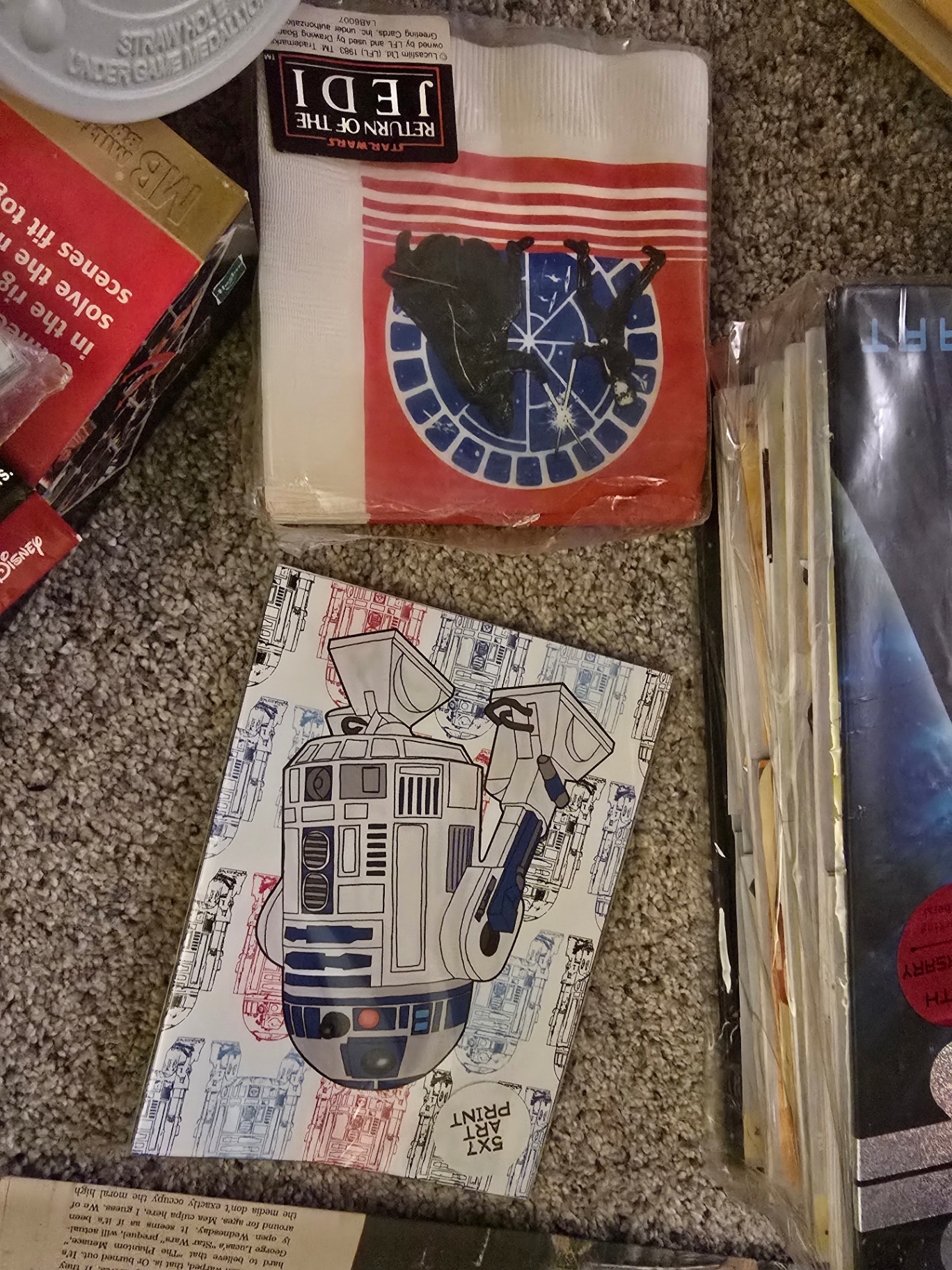 Star Wars magazines and paper craft collection - image 9 of 27
