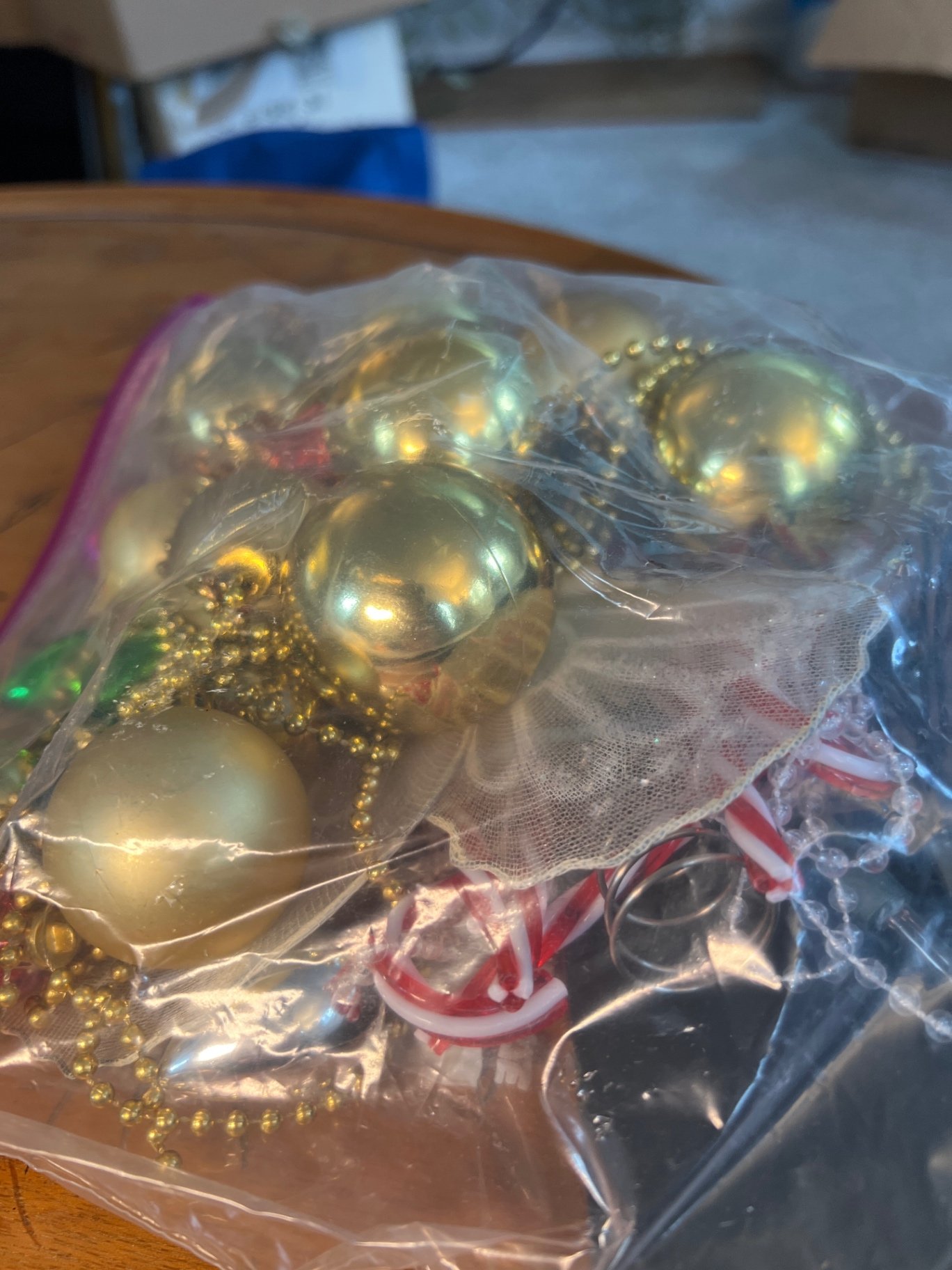 Assorted Vintage African flair Christmas Ornaments and Figurines with Light Set - image 2 of 6