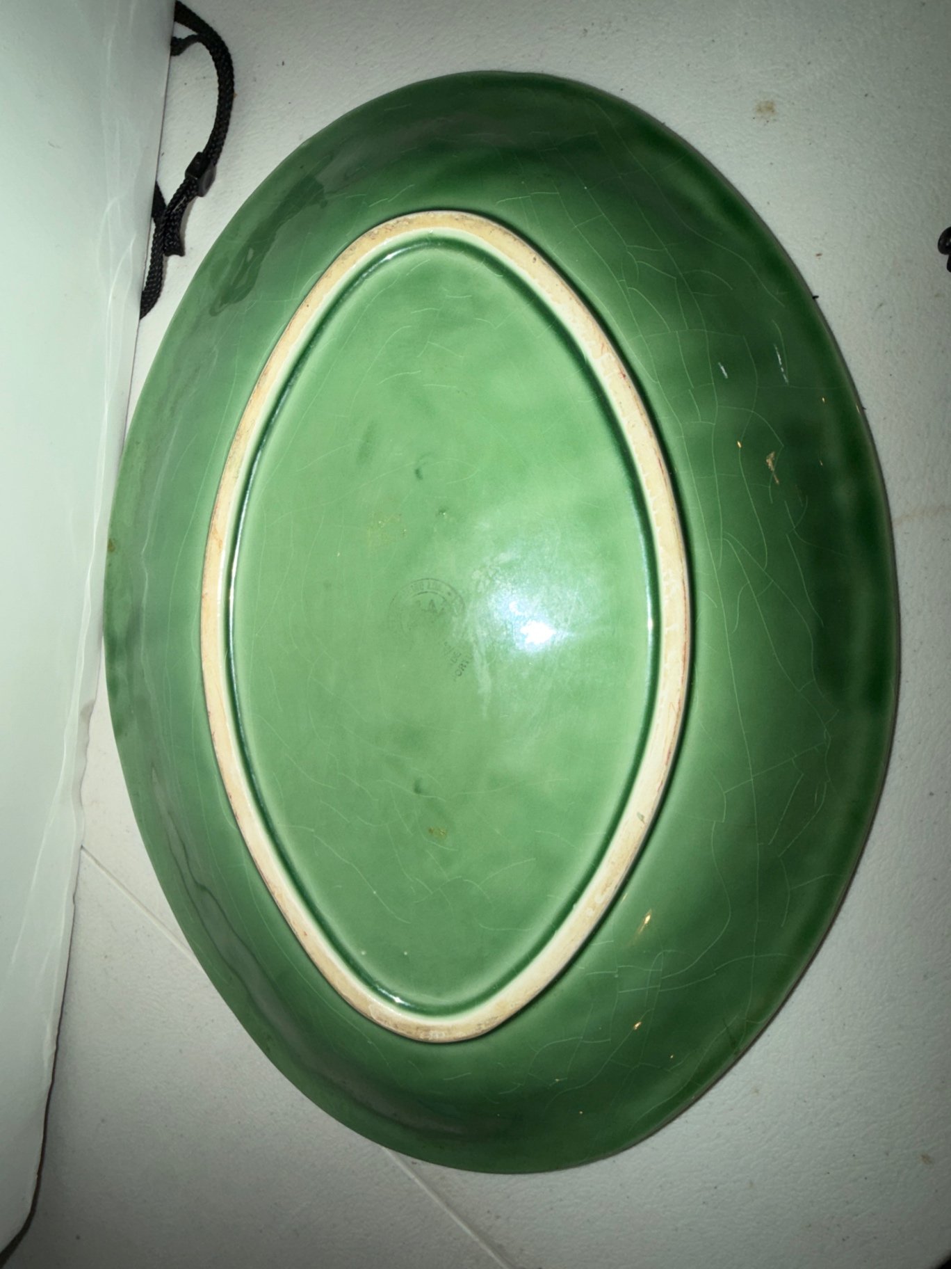 Green ceramic plates with botanical and animal motifs - image 6 of 6