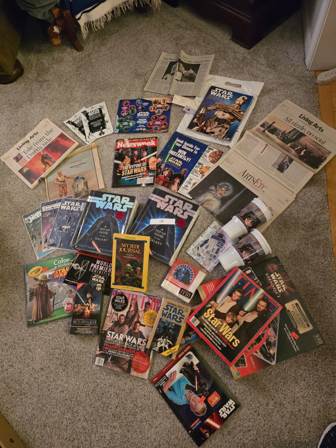 Star Wars magazines and paper craft collection - image 1 of 27