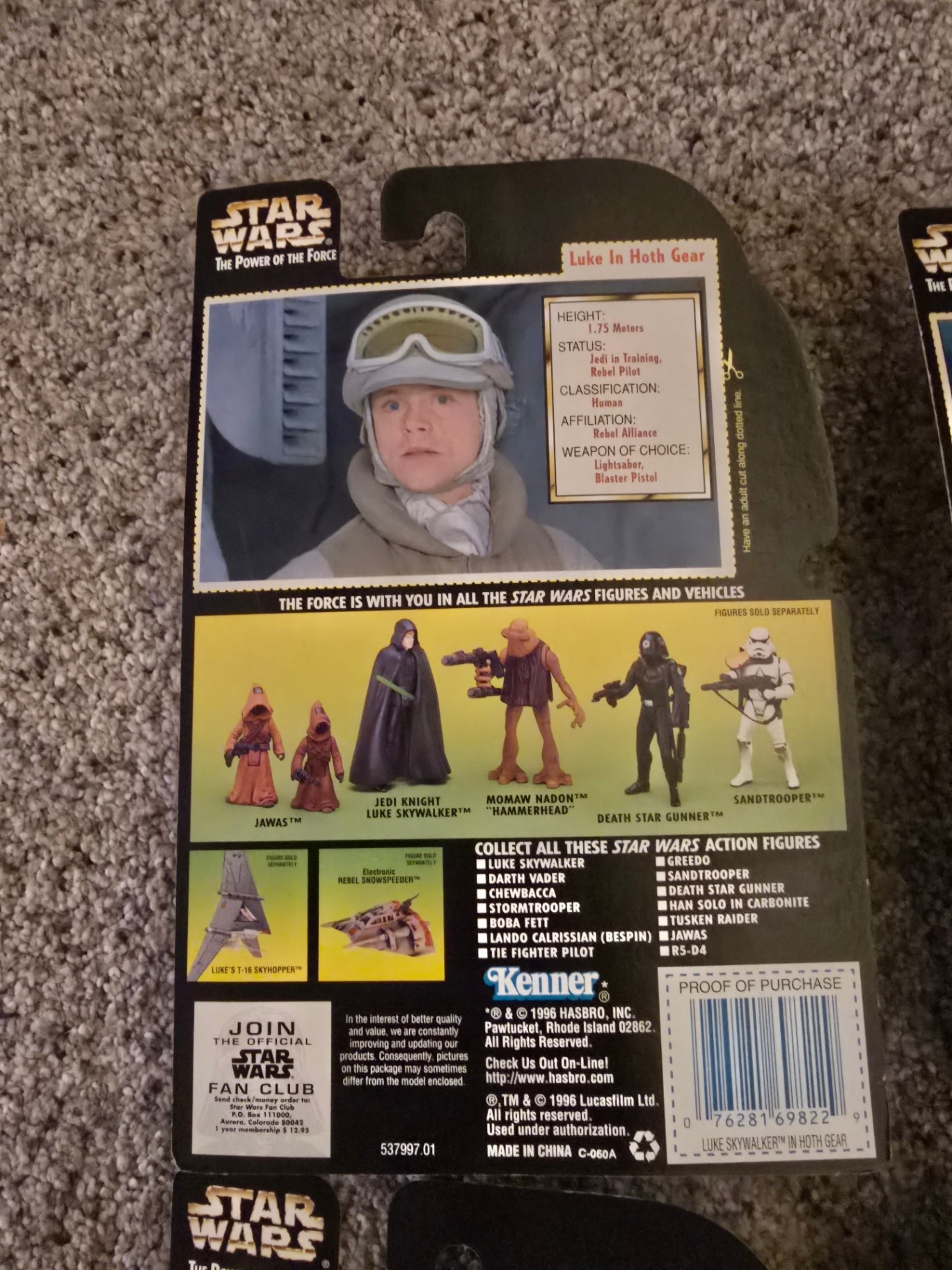 Star Wars action figures in blister packaging - image 8 of 10