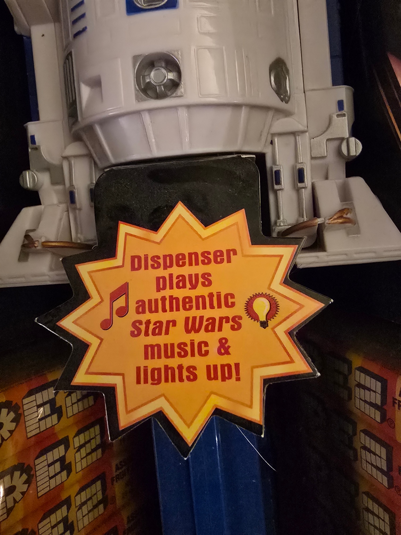 Giant Star Wars PEZ Candy Roll Dispenser with R2-D2 plus smallest Star Wars Pez. - image 5 of 11