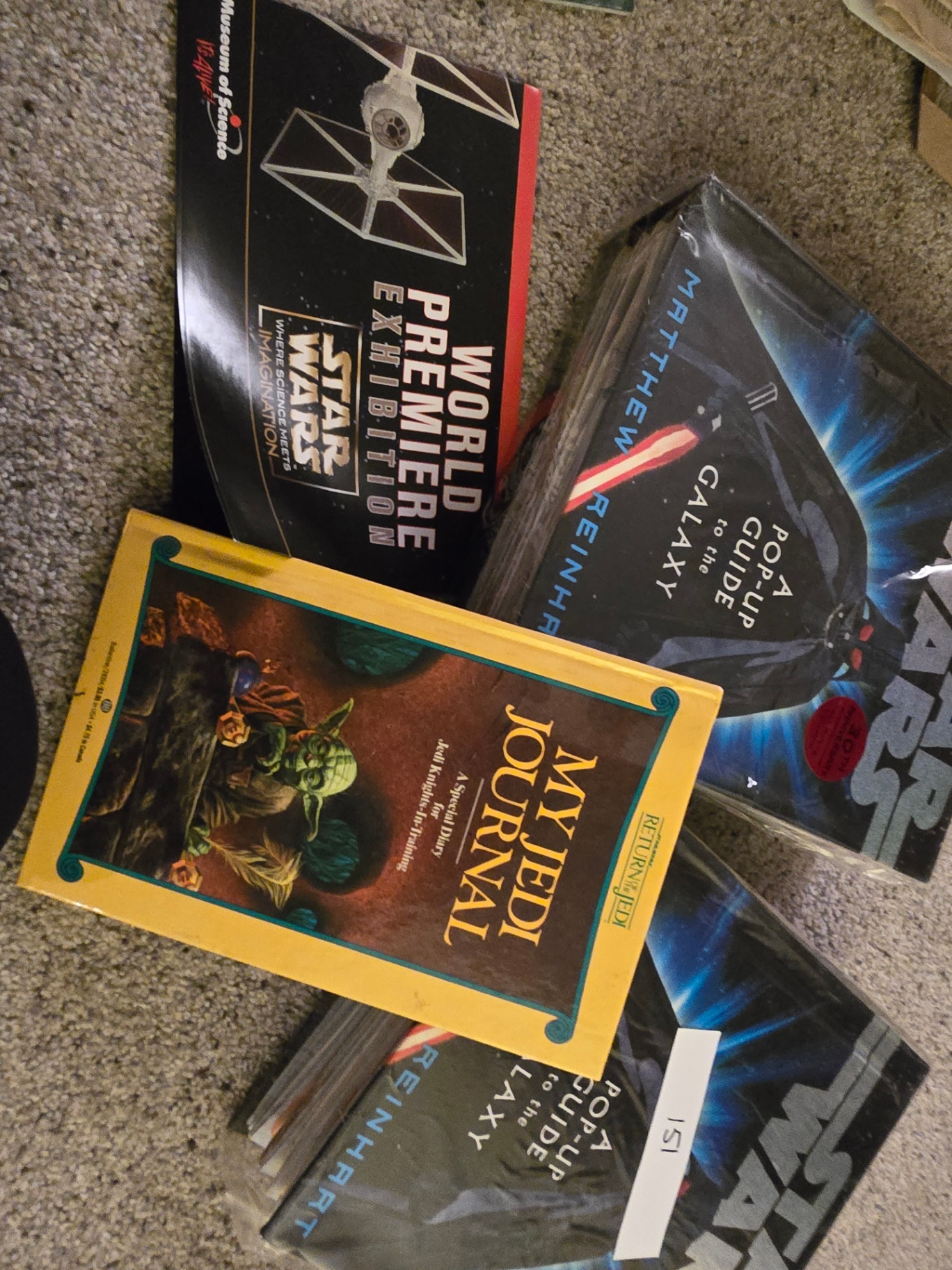 Star Wars magazines and paper craft collection - image 22 of 27