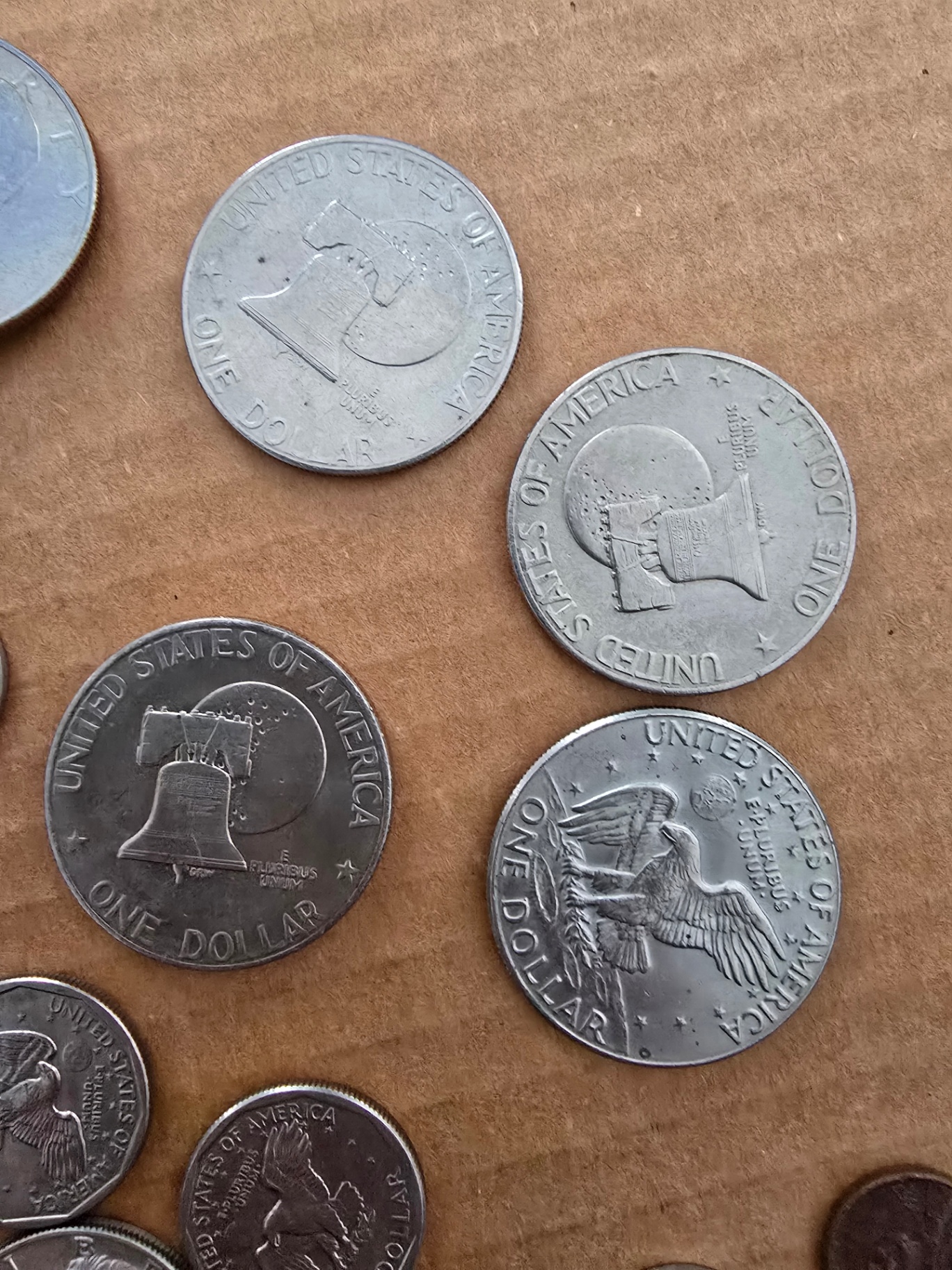 Mixed U.S. Circulated Coin Lot (About 60–80 Coins) plus a locking storage box - image 12 of 23