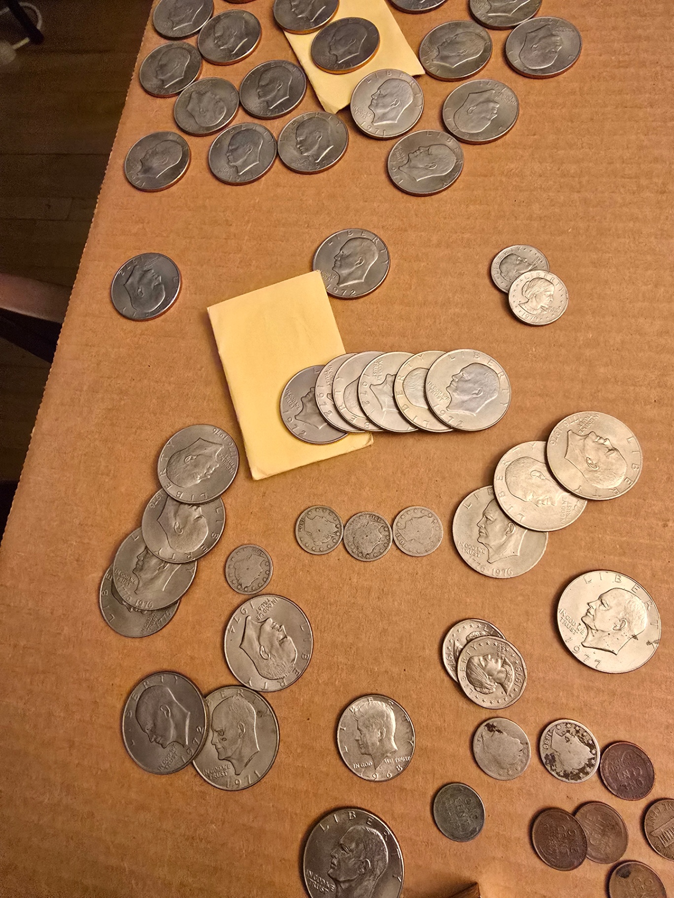 Mixed U.S. Circulated Coin Lot (About 60–80 Coins) plus a locking storage box - image 18 of 23