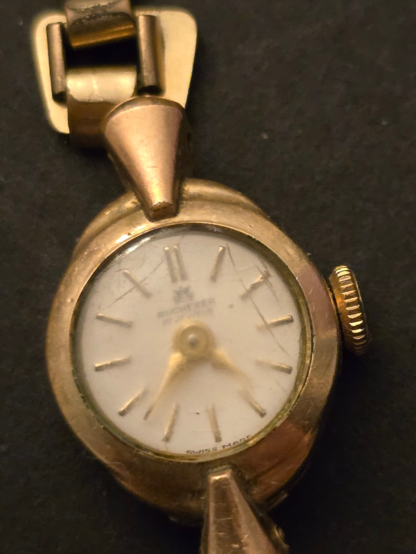 Assorted gold and gold-tone vintage watches and bracelets - image 10 of 15