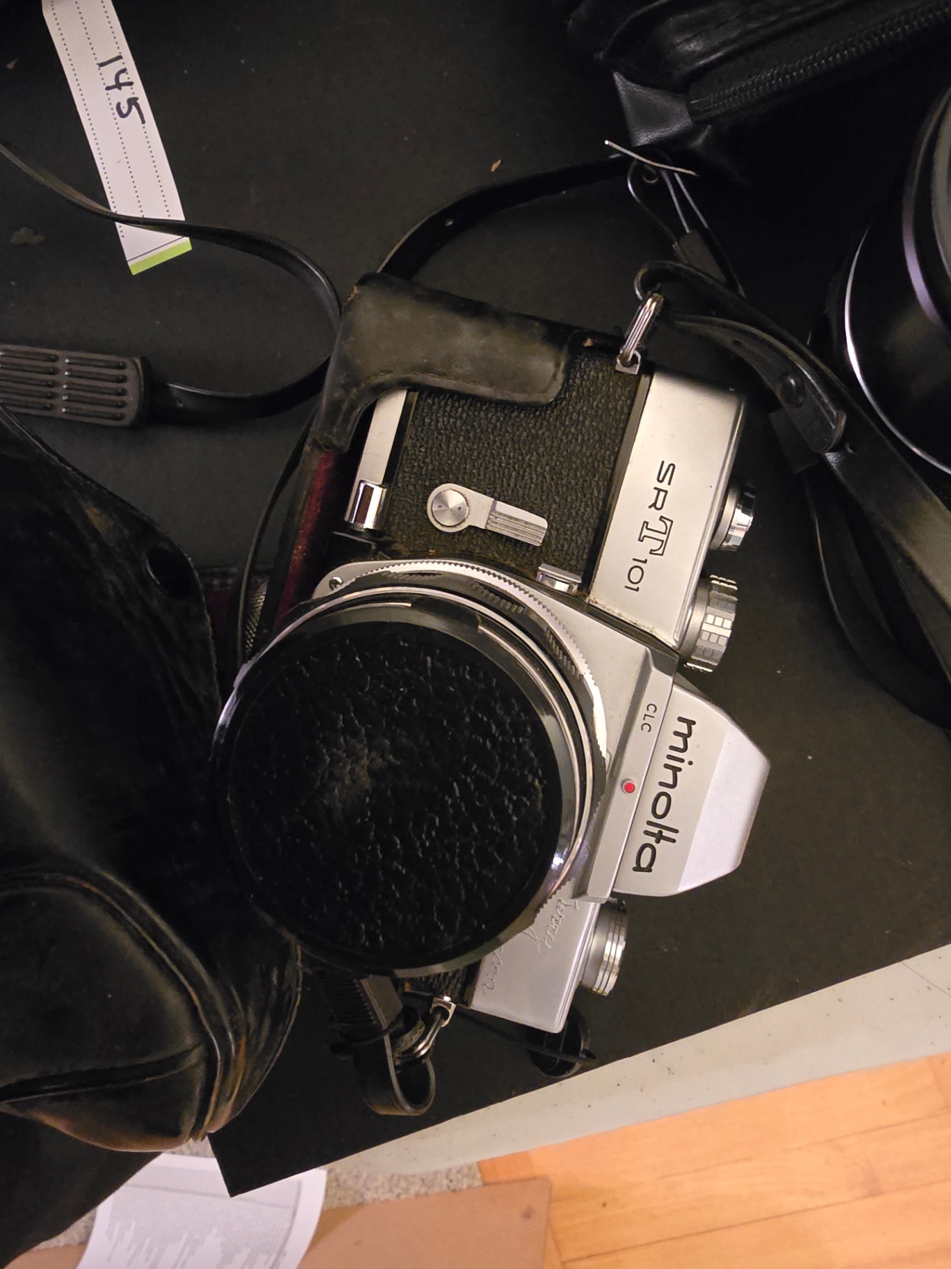 Minolta SR-T101 135mm camera with accessories - image 2 of 18