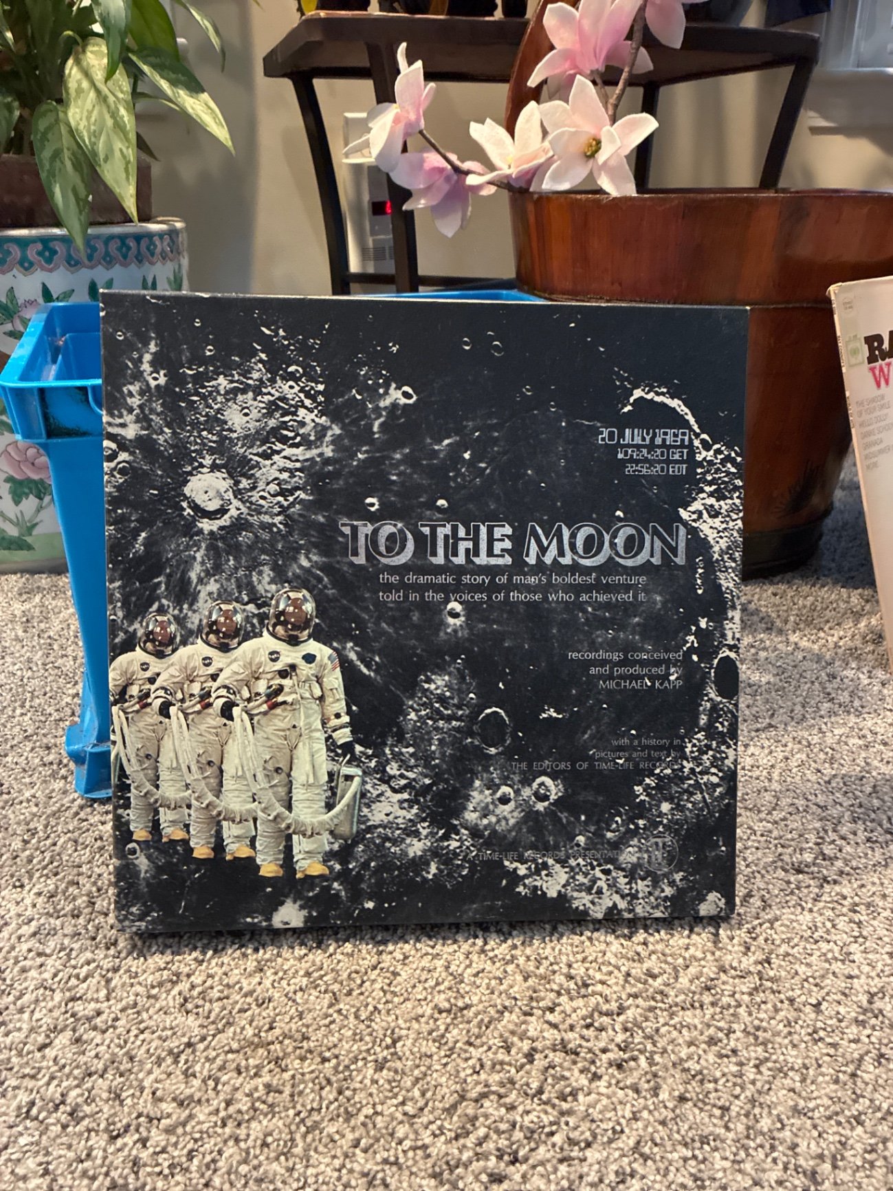 Vinyl record collection with Bruce Springsteen live box set and To the Moon records - image 5 of 7