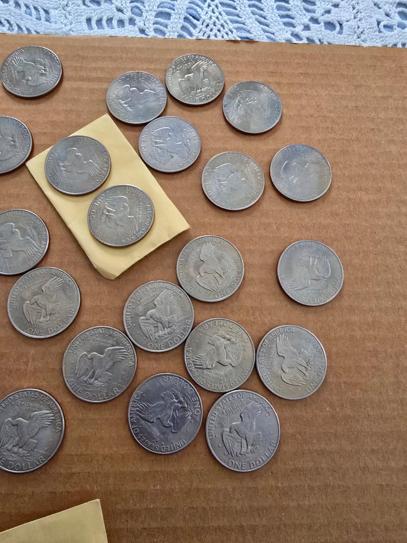 Mixed U.S. Circulated Coin Lot (About 60–80 Coins) plus a locking storage box - image 3 of 23