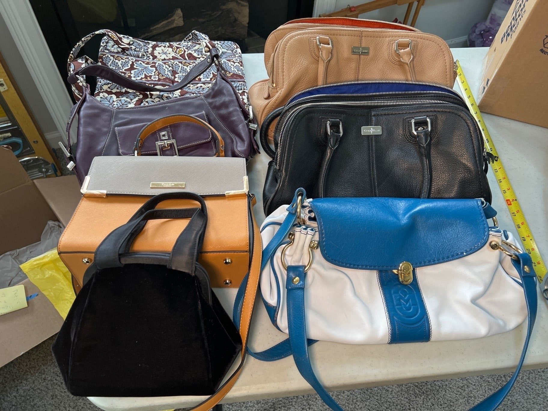 Assorted handbags and purses - image 1 of 18