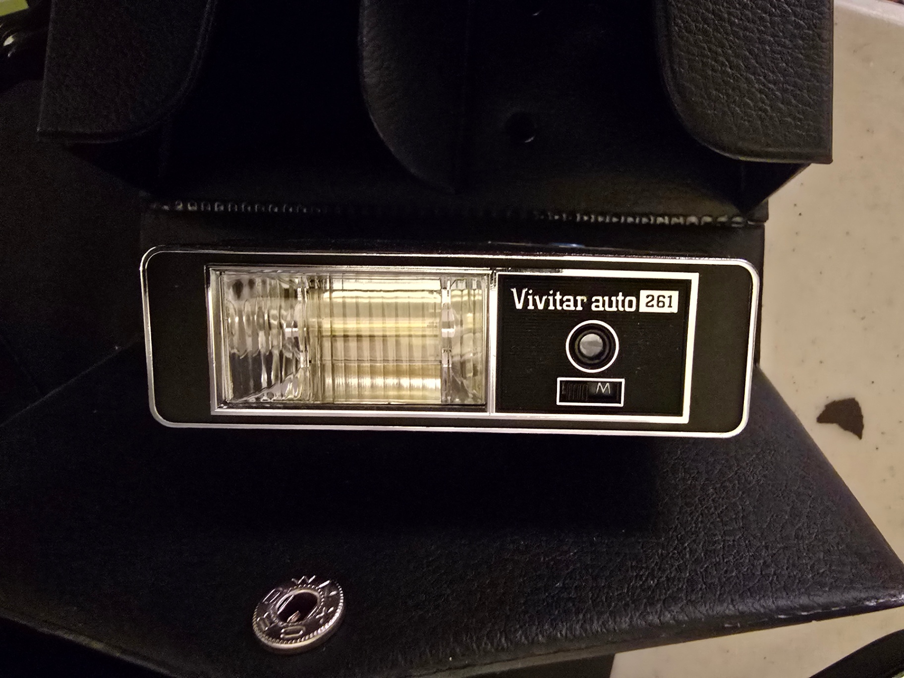 Minolta SR-T101 135mm camera with accessories - image 14 of 18