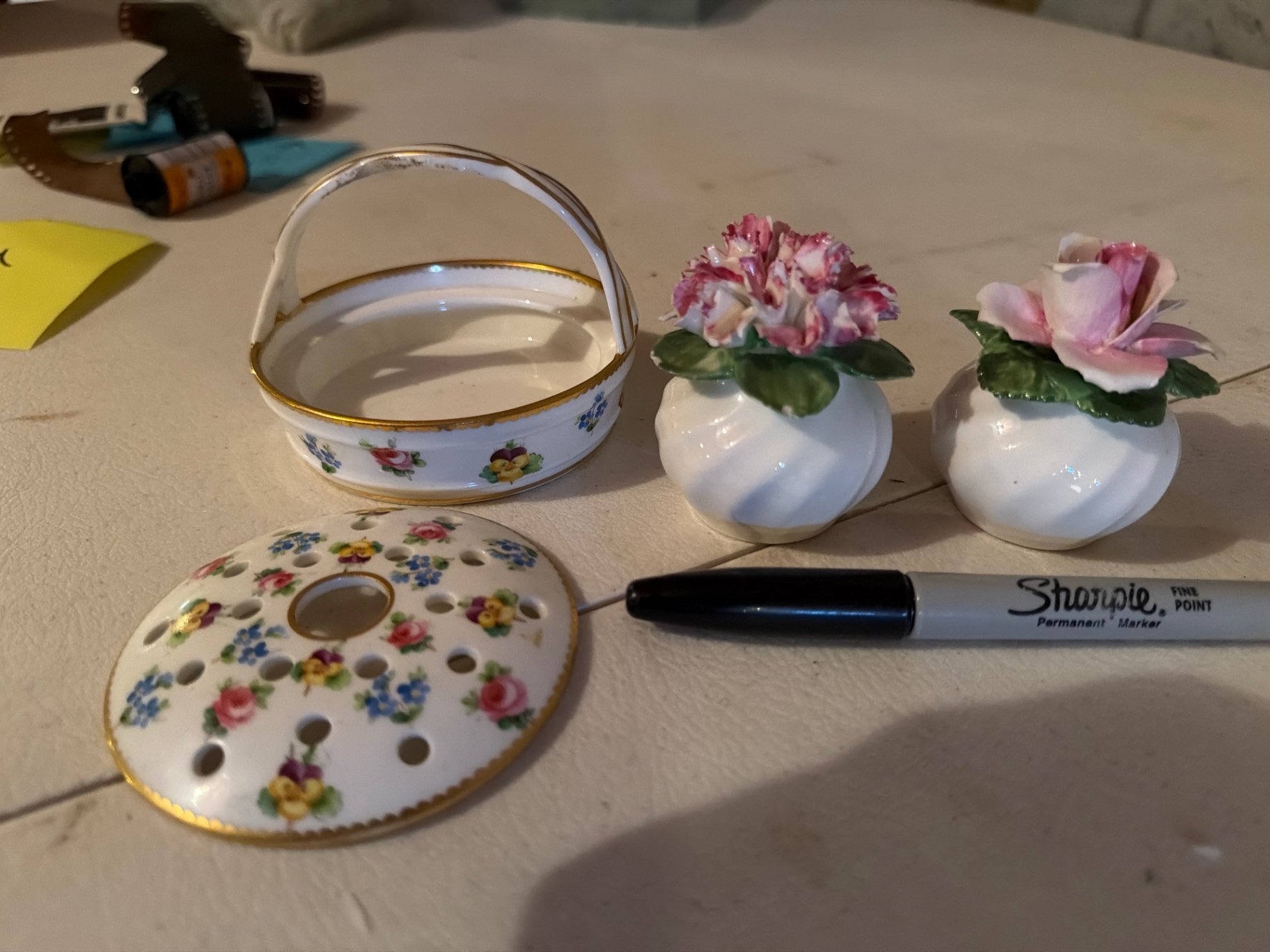 Fine China, Porcelain Figurines, More  - image 21 of 28
