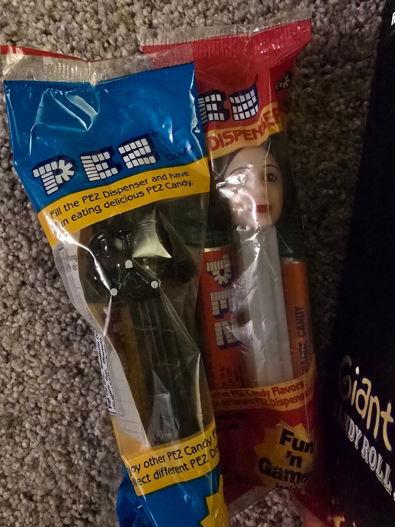 Giant Star Wars PEZ Candy Roll Dispenser with R2-D2 plus smallest Star Wars Pez. - image 2 of 11
