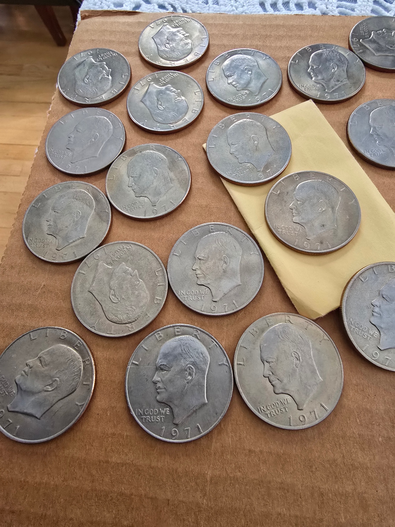 Mixed U.S. Circulated Coin Lot (About 60–80 Coins) plus a locking storage box - image 10 of 23