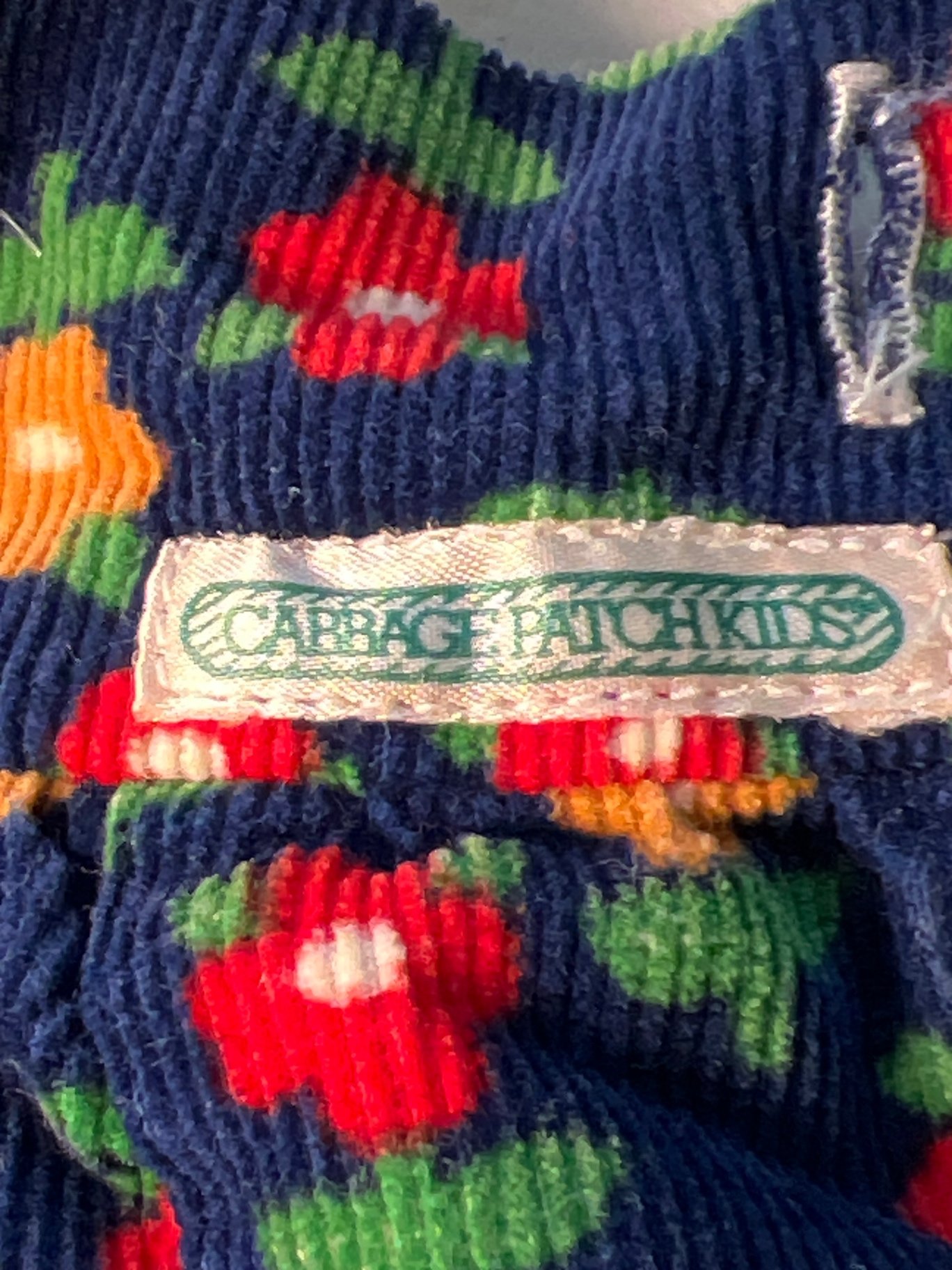 Cabbage Patch Kids dolls, outfits, and accessories with stickers - image 9 of 12