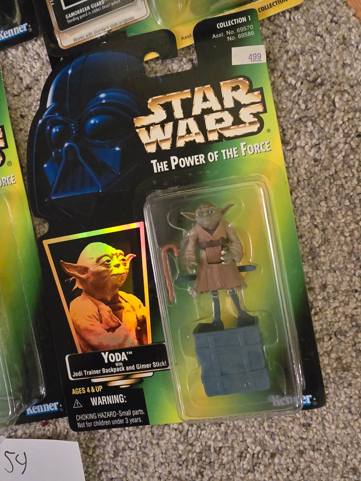 Star Wars action figures in blister packaging - image 6 of 10