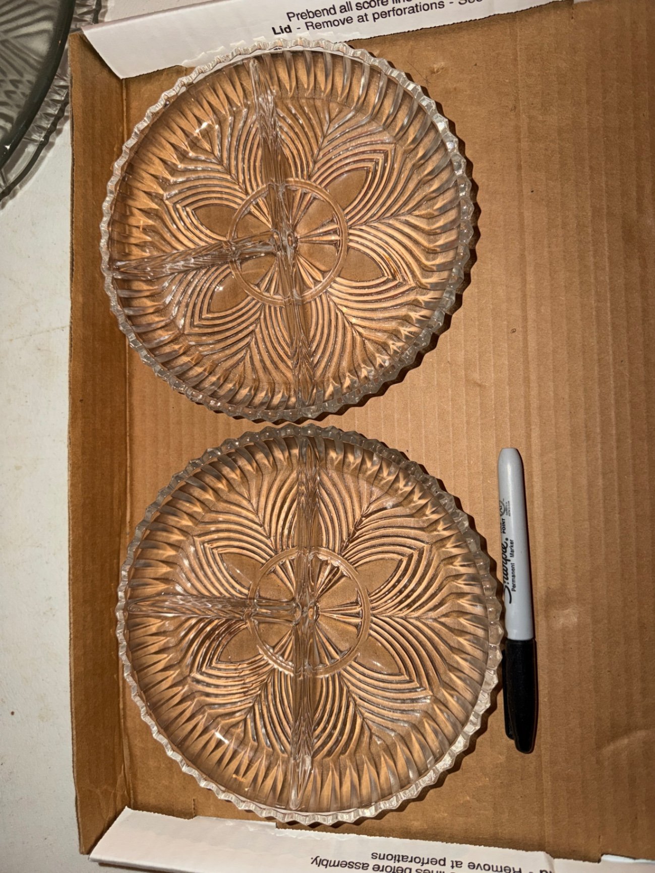 Cut-glass bowls and decorative platters - image 4 of 10