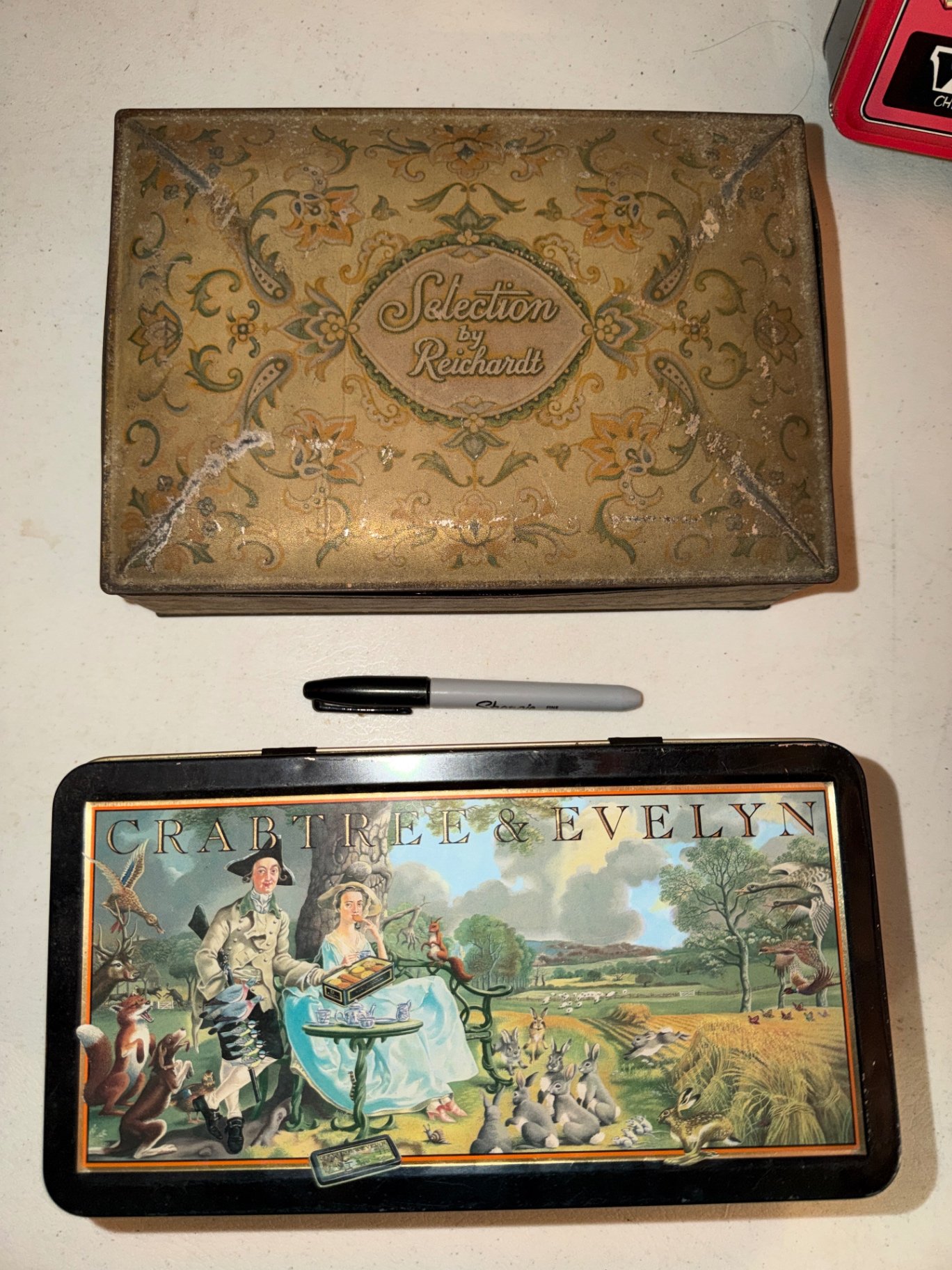 Assorted vintage metal tins and sewing accessories  - image 5 of 14