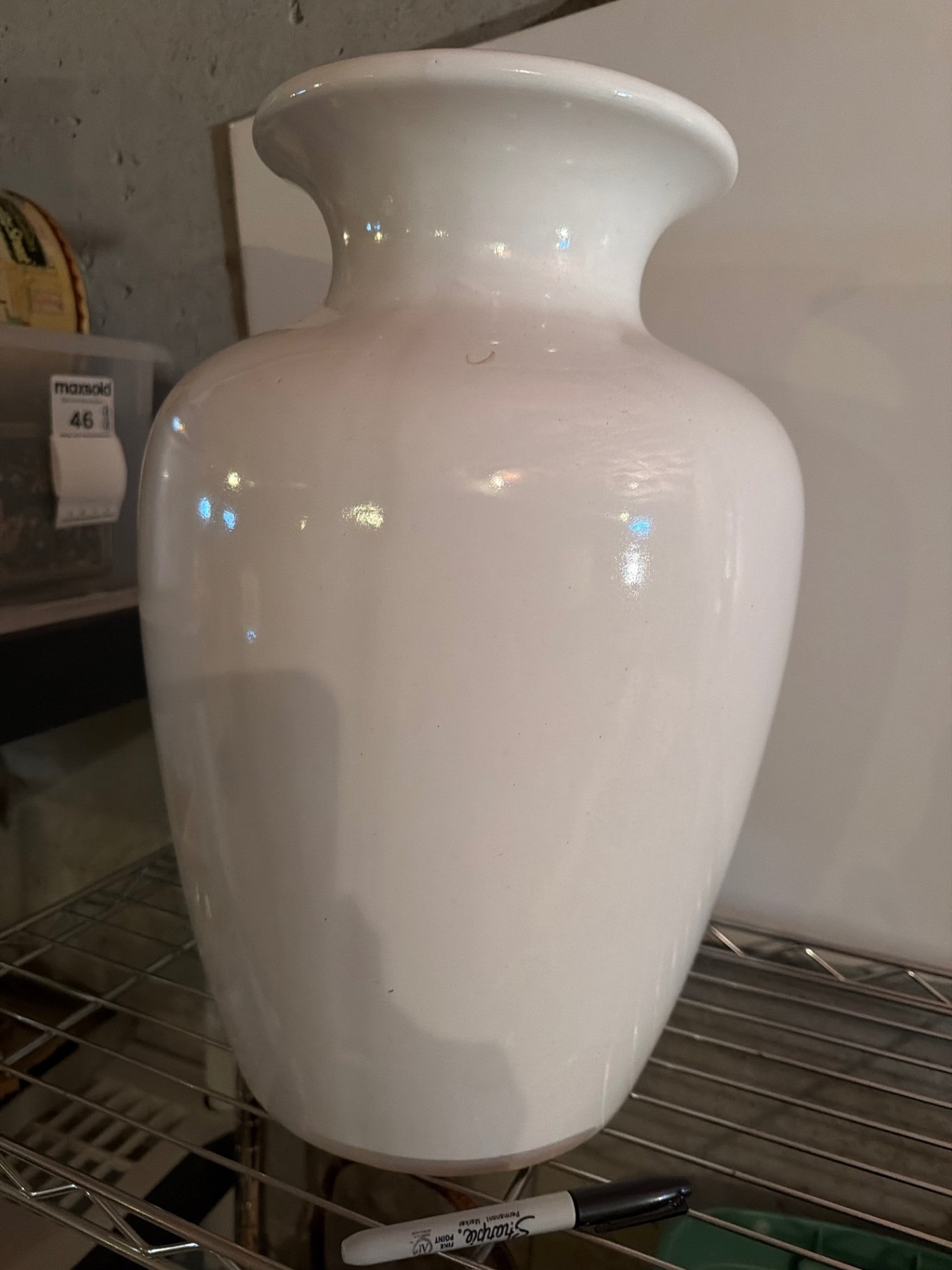 White glazed vase and brown mosaic-inlaid vase - image 6 of 8