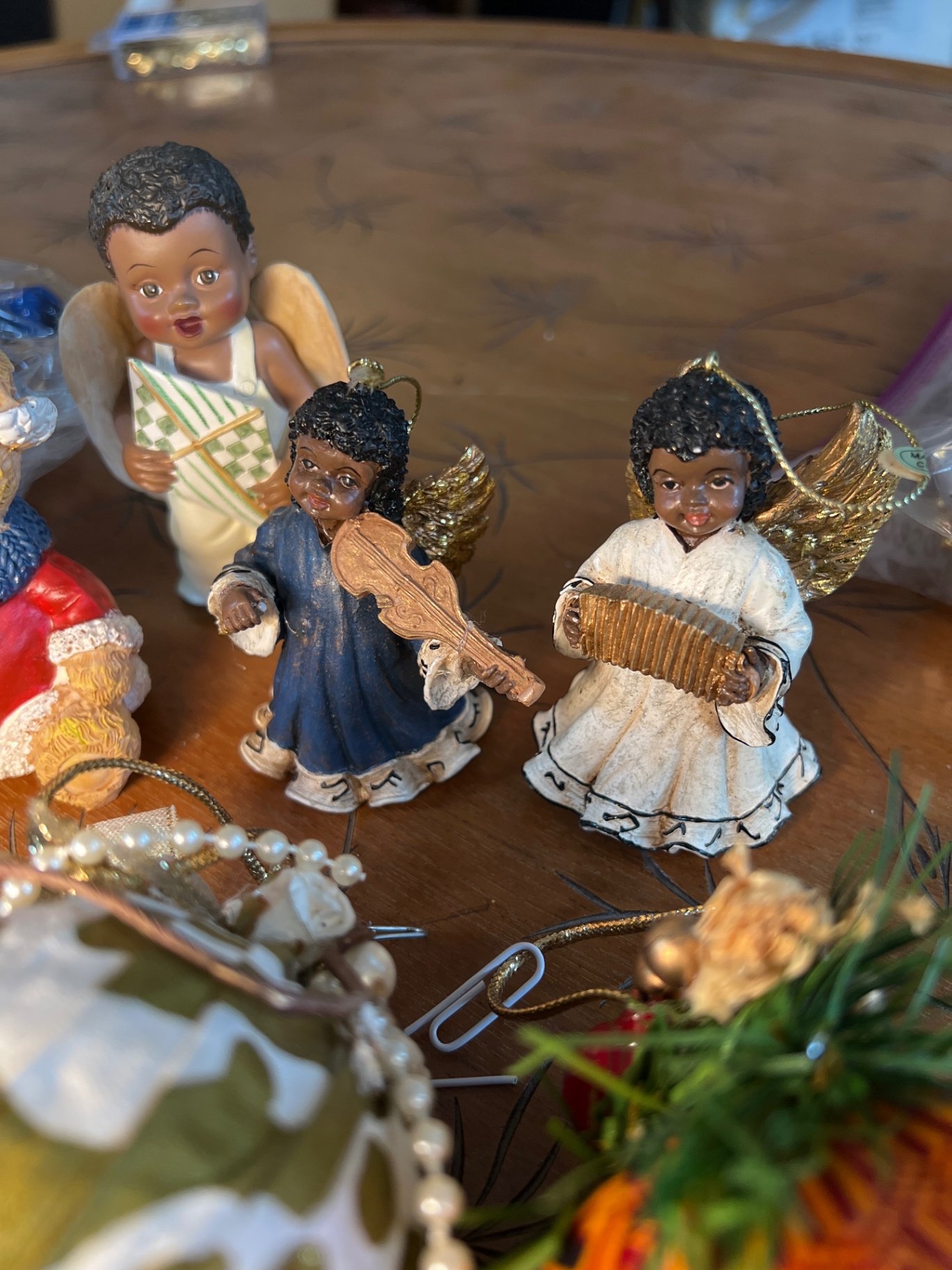 Assorted Vintage African flair Christmas Ornaments and Figurines with Light Set - image 3 of 6