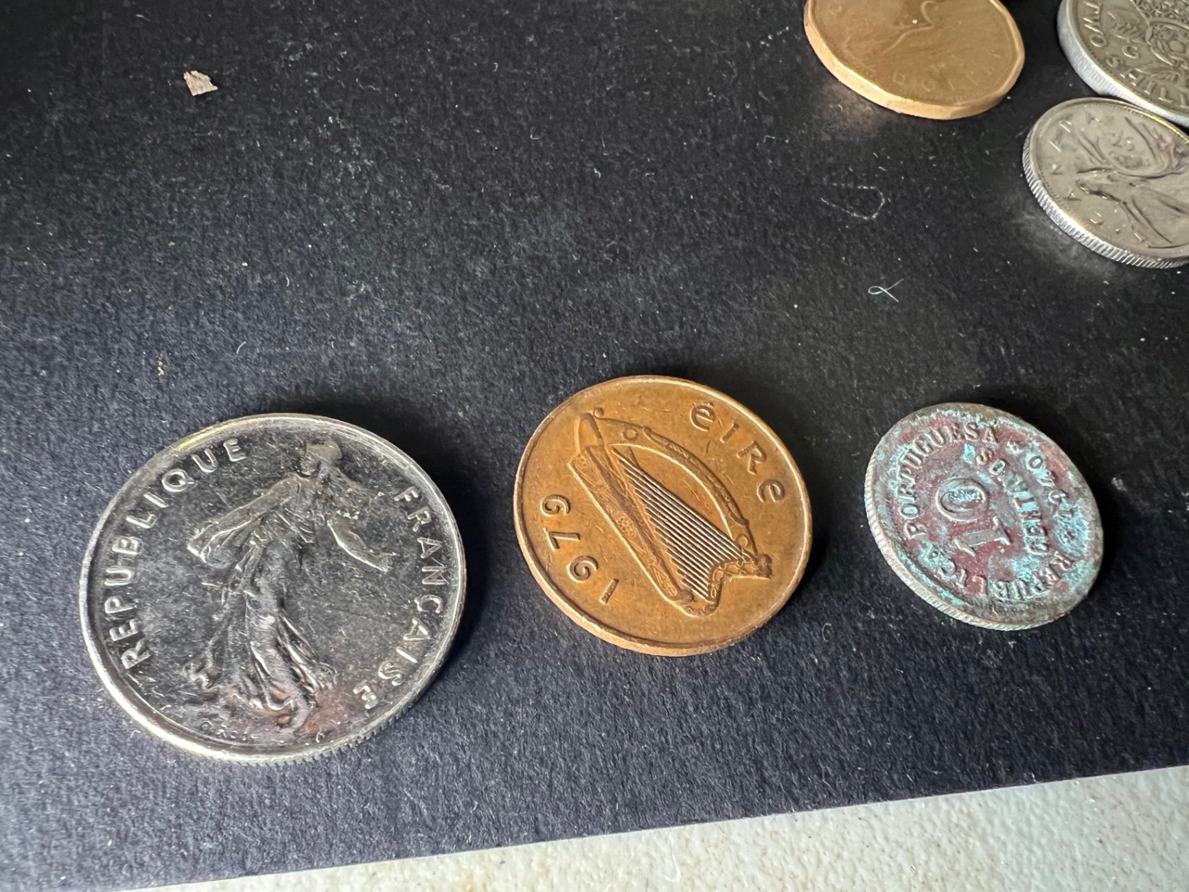 Assorted international coins and currency - image 4 of 18