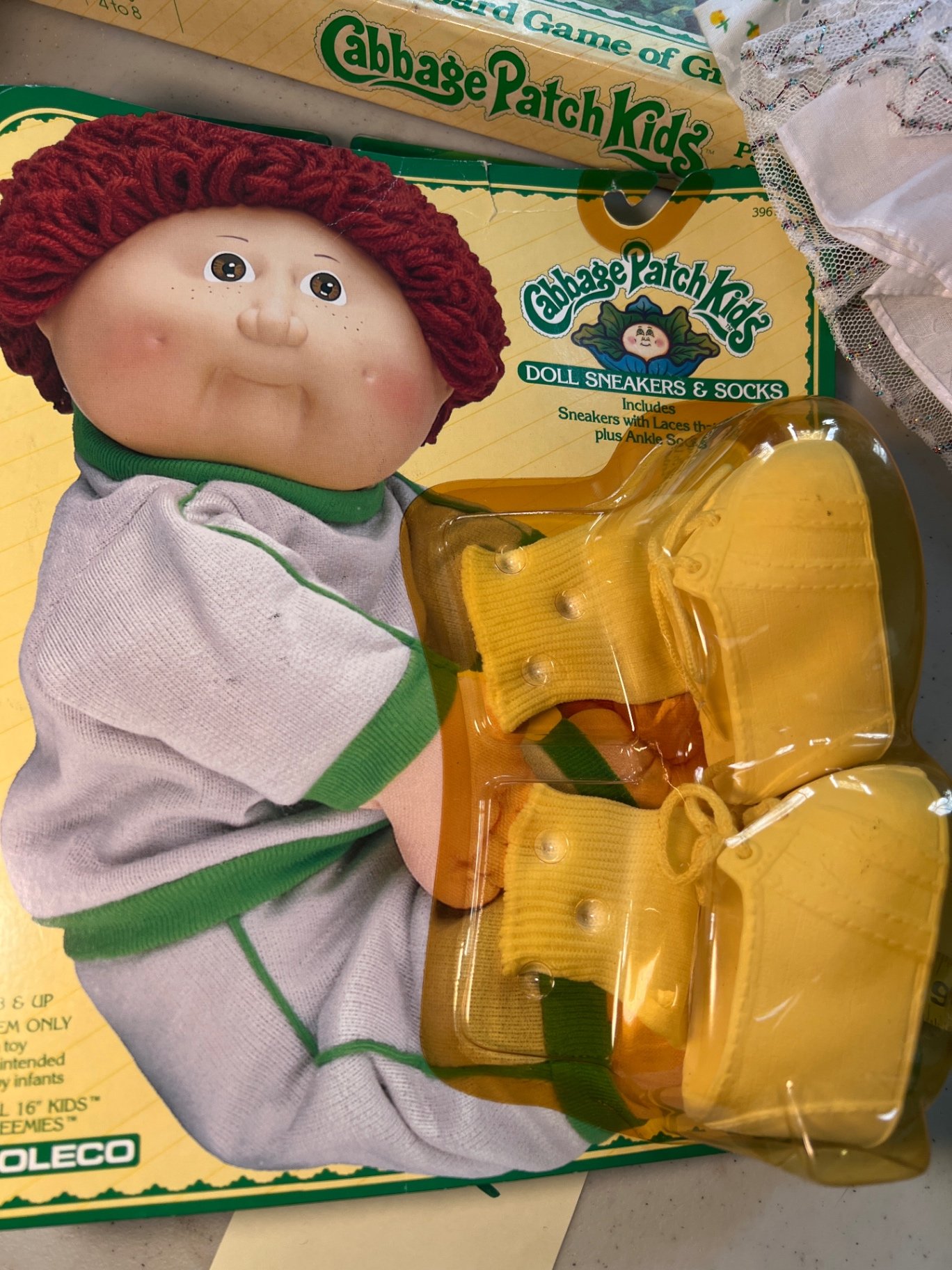 Cabbage Patch Kids dolls, outfits, and accessories with stickers - image 7 of 12
