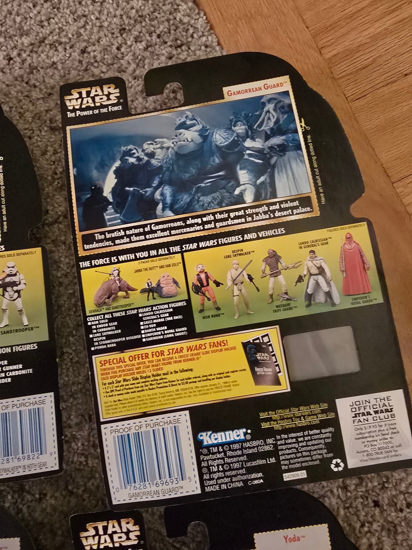 Star Wars action figures in blister packaging - image 9 of 10
