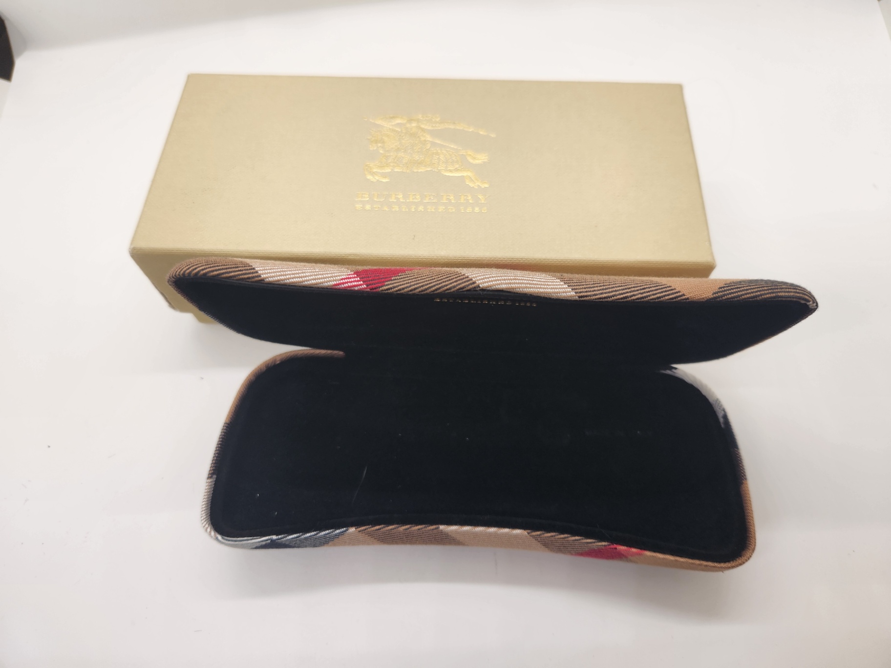 Designer Sunglass cases and Boxes - Mixed Lot - image 10 of 13