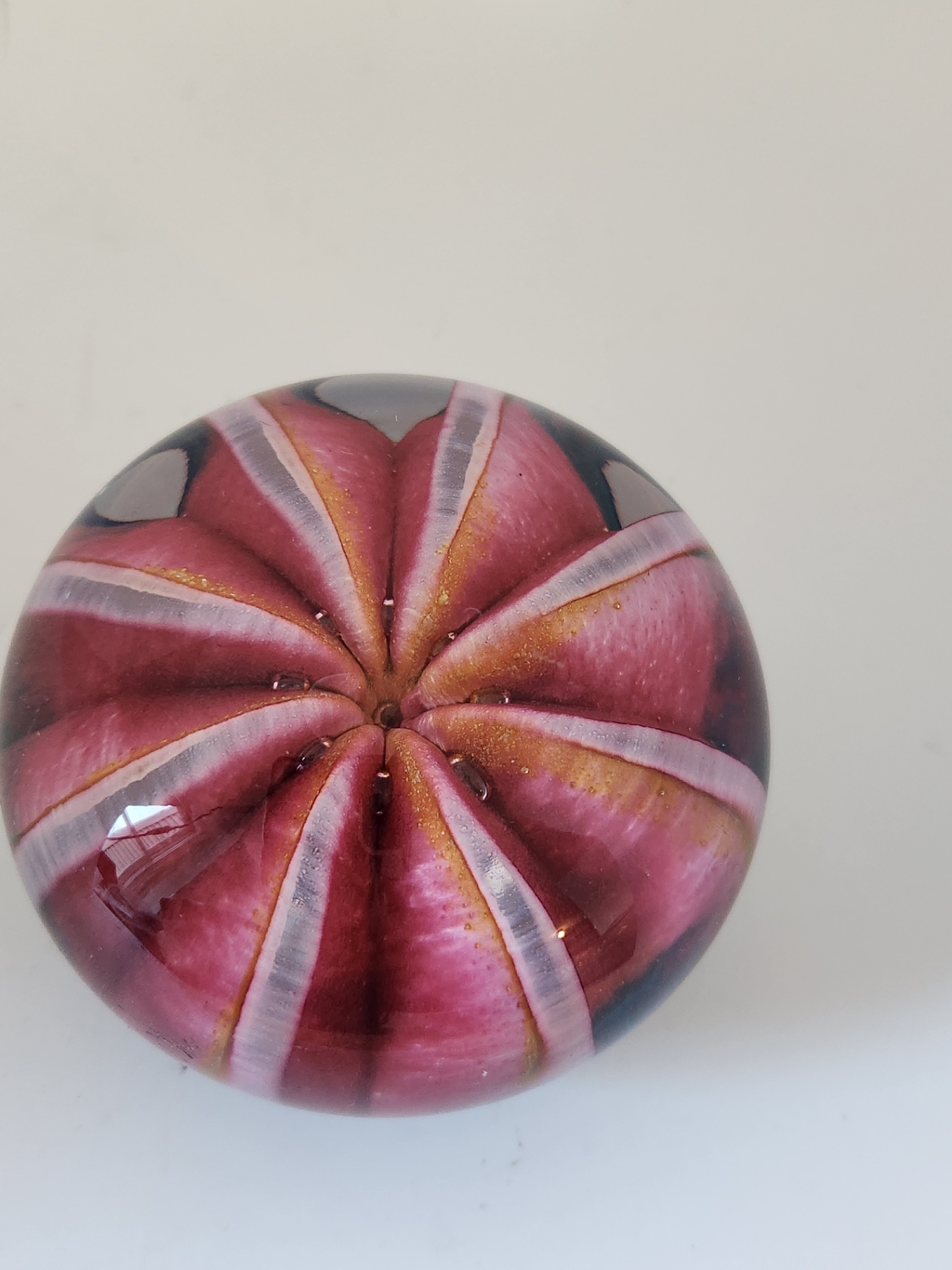 Epiphany Studio April Wagner Art Glass Pink Ruby Fruit Paperweight, signed and dated 2003 - image 7 of 7