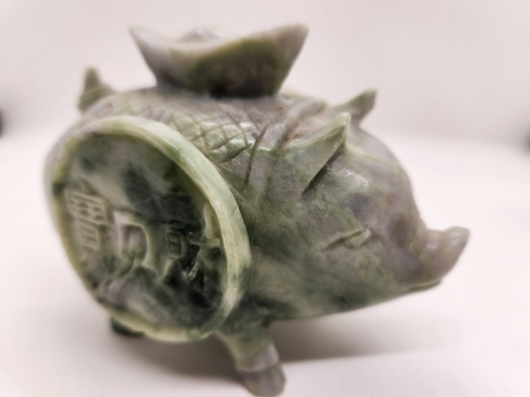 Hand-Carved Nephrite Jade or Serpentine Pig with Coin Motif & Soapstone/Marble Sculptural Rhinoceros Vintage Asian Stone Figures – Green Serpentine Pig with Coin & Brown Rhino Sculpture - image 7 of 15