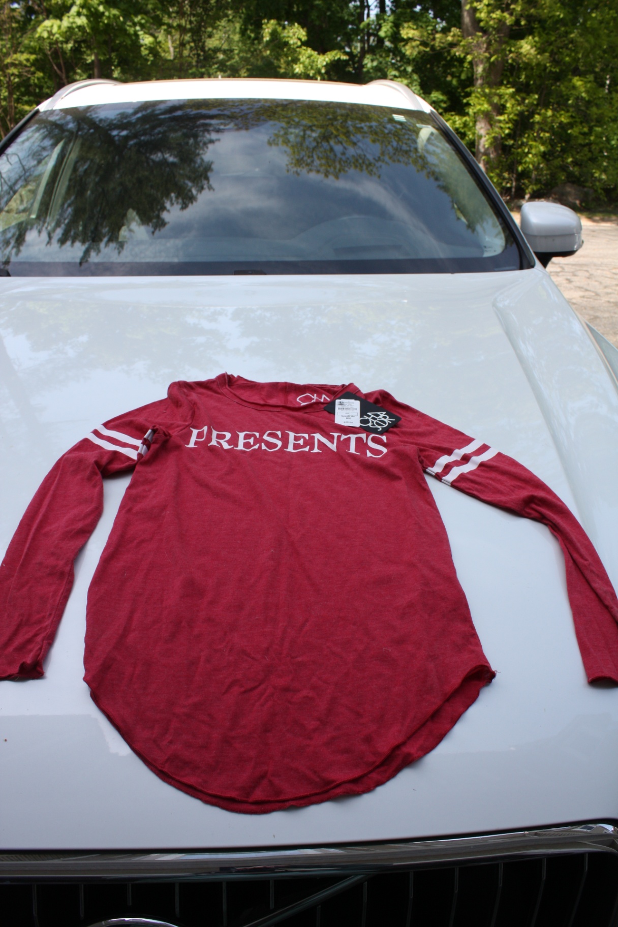 BNWT x-small Chaser “PRESENTS” Red Graphic Long Sleeve Baseball-Style Tee T-Shirt - image 3 of 4
