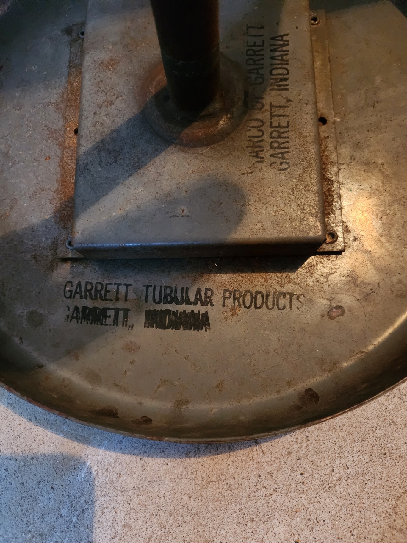 Industrial Steel Factory Stool by Garrett Tubular Products, Garrett, Indiana – Stamped & Dated (Feb. 24, 1904) - image 4 of 9