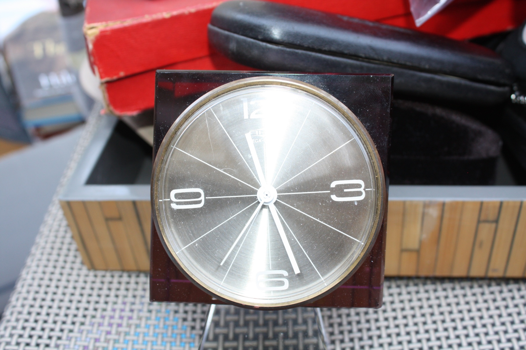 Vintage Mid Century Modern AHS Mega-Quarz Modernist Desk Clock - Lavender and Clear Acrylic & Silver metal - image 19 of 19