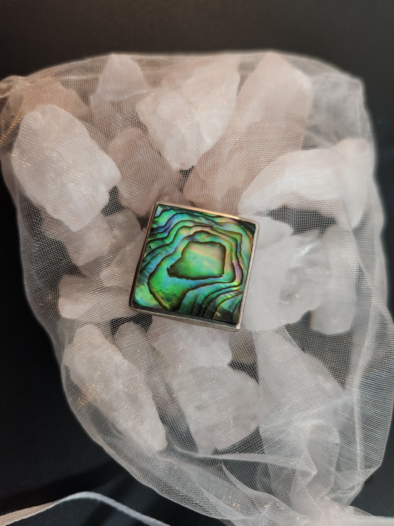 Jewelry Lot (Crystal Love & Protection) – bag of Rose Quartz, Amethyst Ring, Abalone pendant + Labradorite Pendant (all jewelry Sterling 925) - image 6 of 12