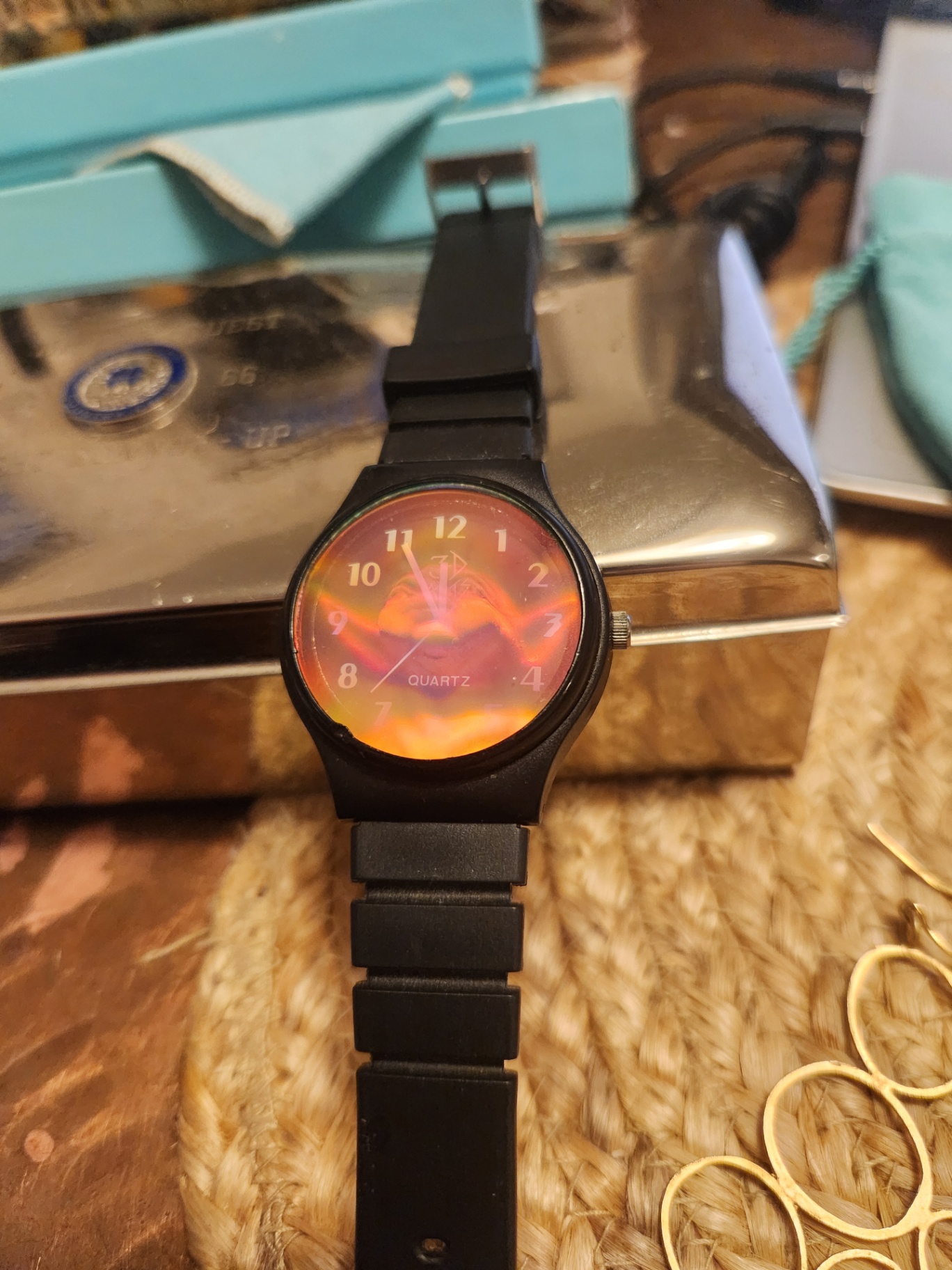 Rare Yoda 3-D Hologram Watch by 3-D Arts – Lucasfilm Star Wars Collector Piece (1997) collectors item - image 1 of 5