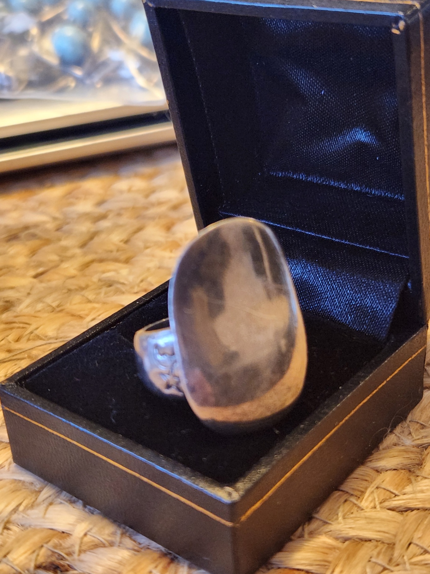 Kieselstein-Cord Sterling Silver Moon & Star Oval Dome Ring – Size 6.5-7 - image 7 of 7