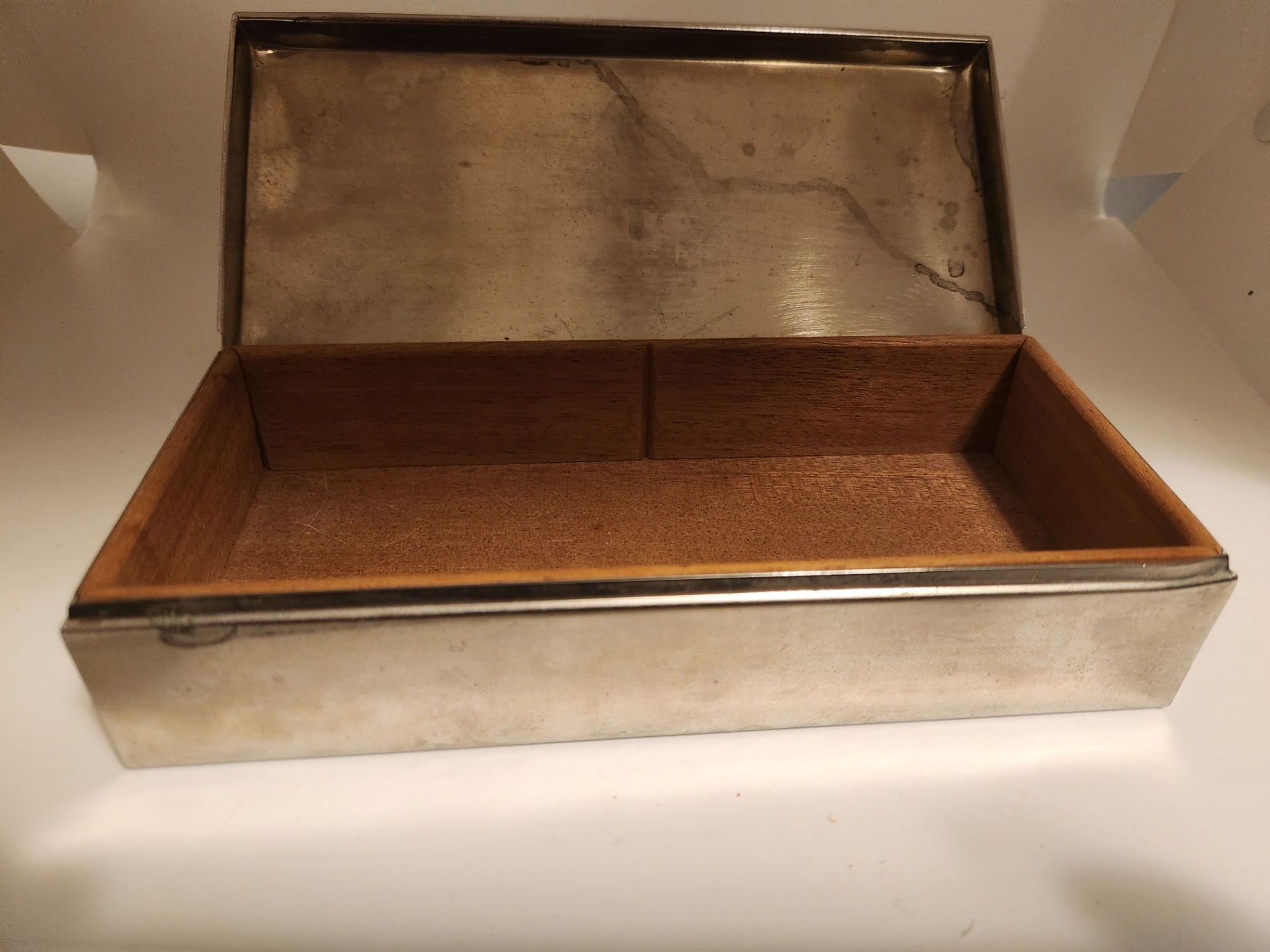 Meadow Brook Country Club Members' Tournament Trophy Box - image 3 of 9