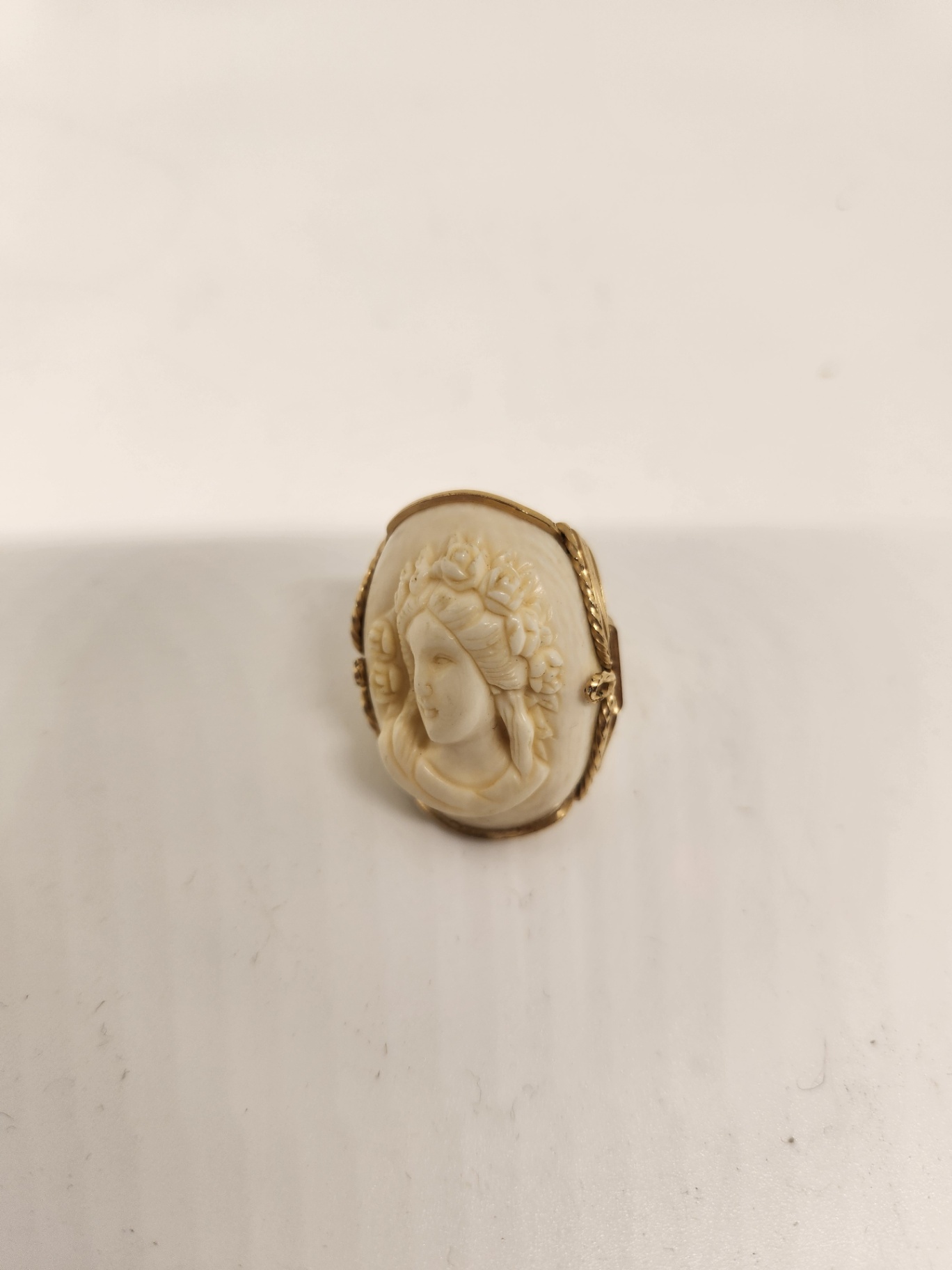 Vintage Cameo Portrait Female Lady Ring in Gold-Tone Setting (Statement Ring) - image 1 of 6