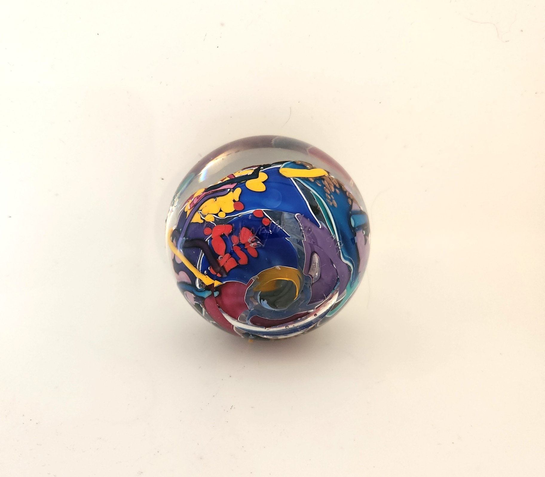 Signed Kliszewski (Bob Klis) Art Glass Paperweight 1999 – 3” Abstract Multicolor Studio Glass Orb - image 4 of 5